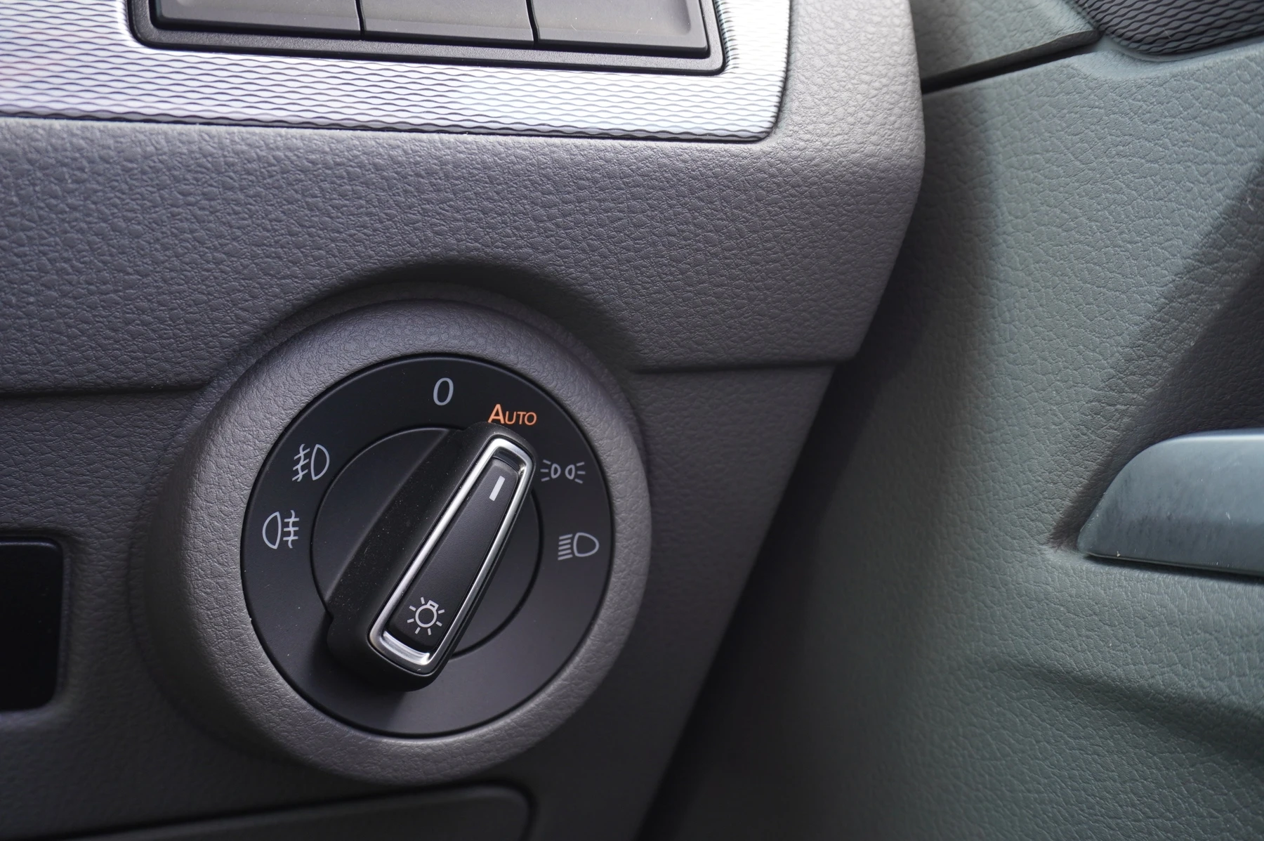 Volkswagen-California-image-35