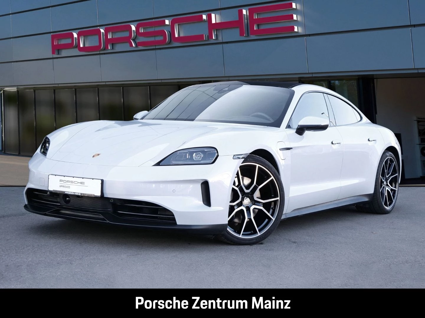 Porsche-Taycan-image-0