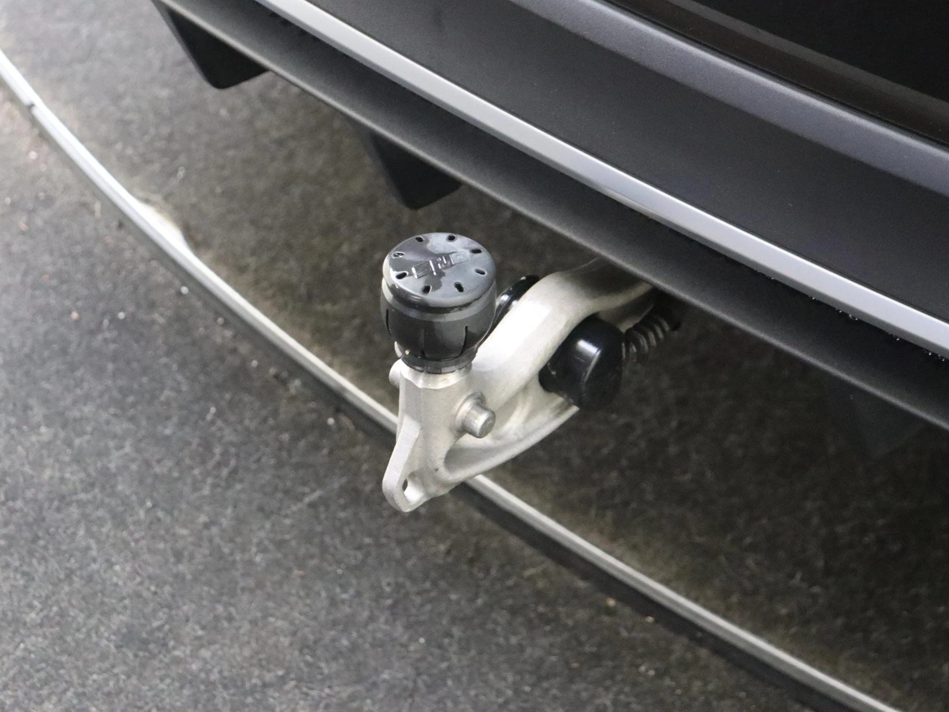 Mercedes-Benz-GLE-image-43