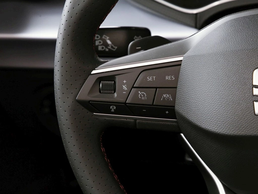 SEAT Ibiza FR 1.5 Black Ed. DSG UPE 34.990 per sofort