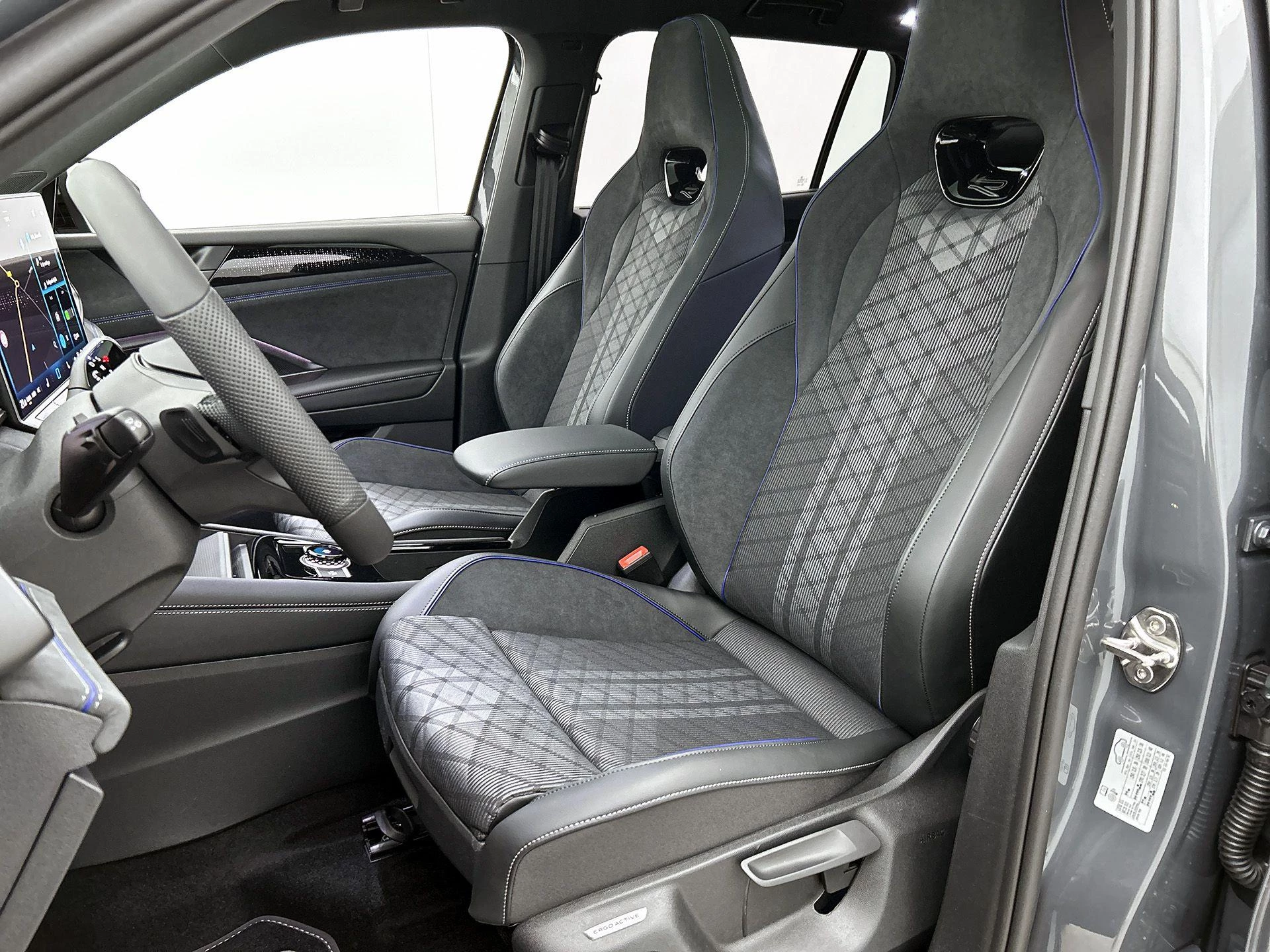 Volkswagen Tayron 1.5 eHybrid R-Line Edition