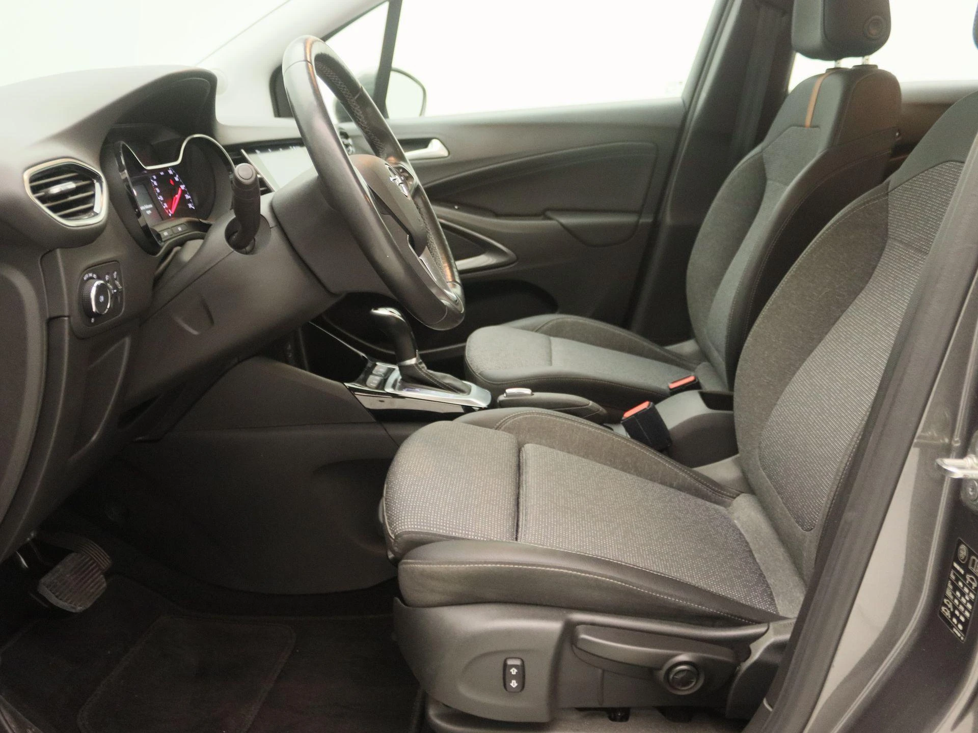 Opel-Crossland-image-11