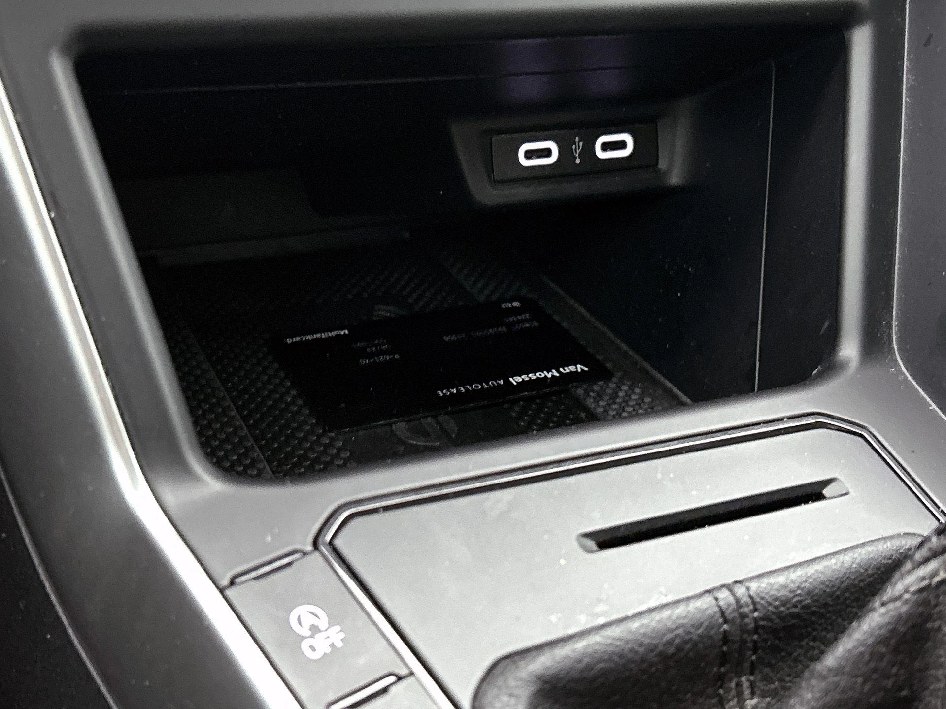 Volkswagen-Polo-image-30