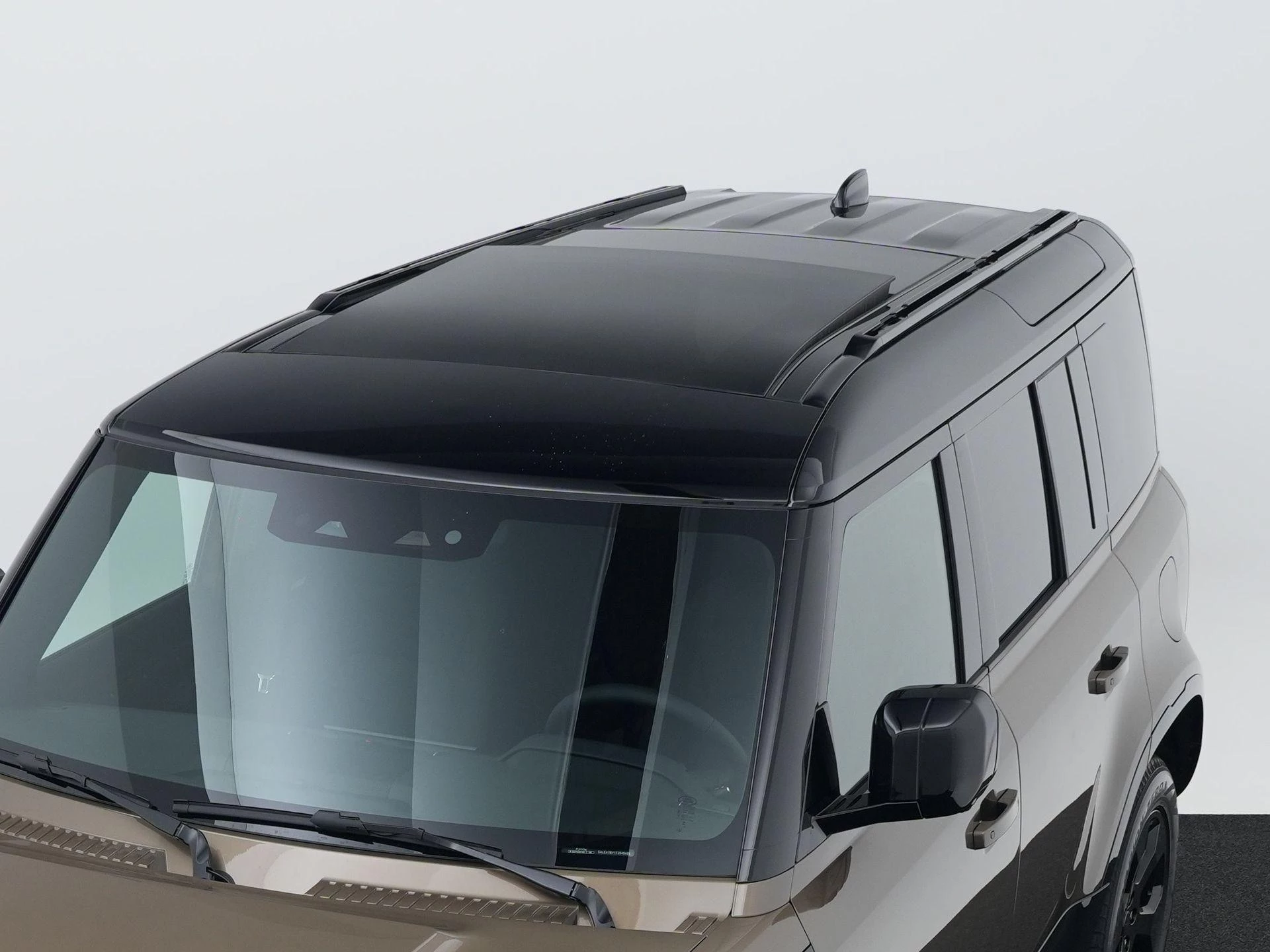 Land Rover-Defender-image-47