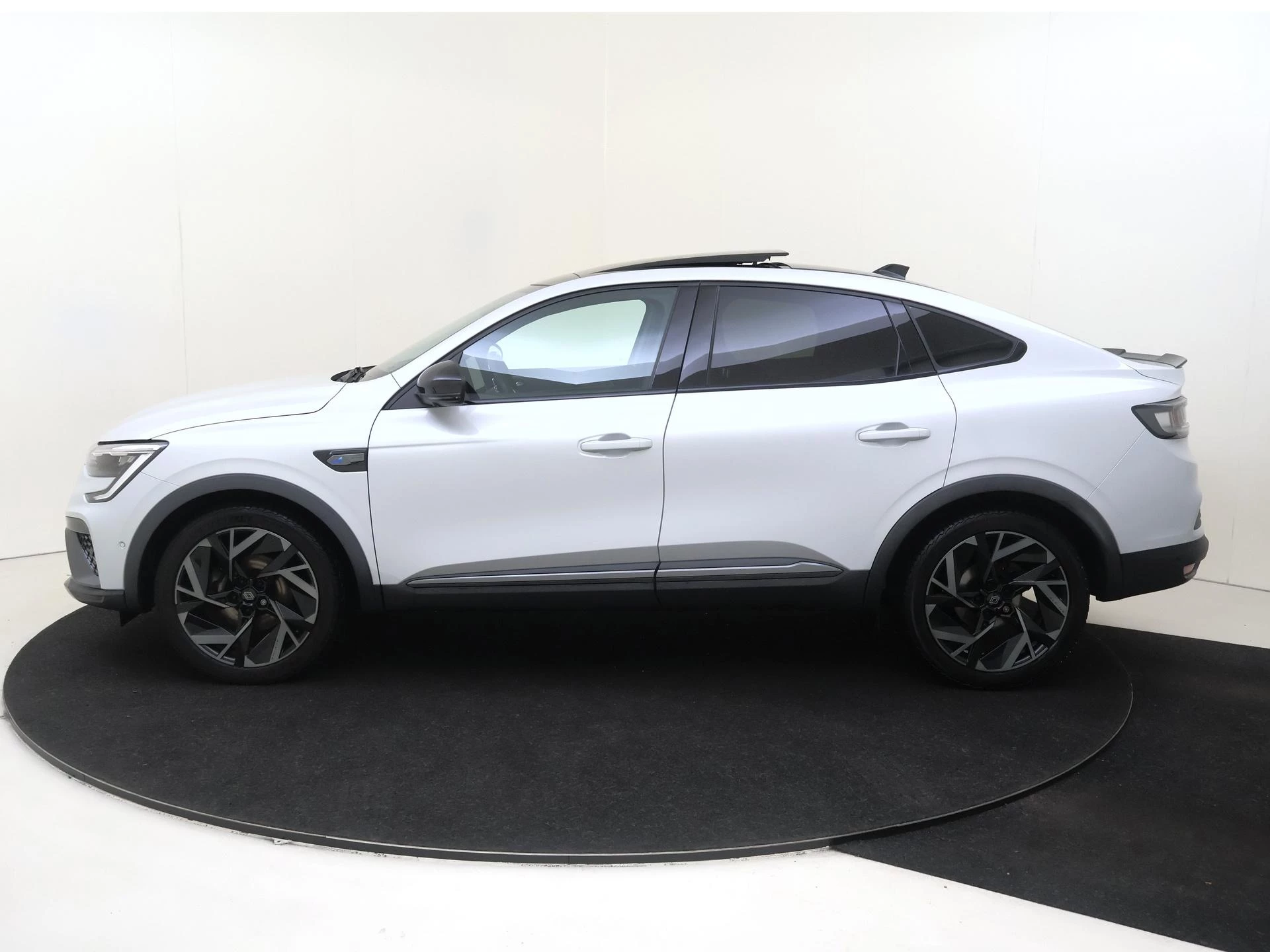 Renault Arkana 1.6 E-Tech full hybrid 145 esprit Alpine