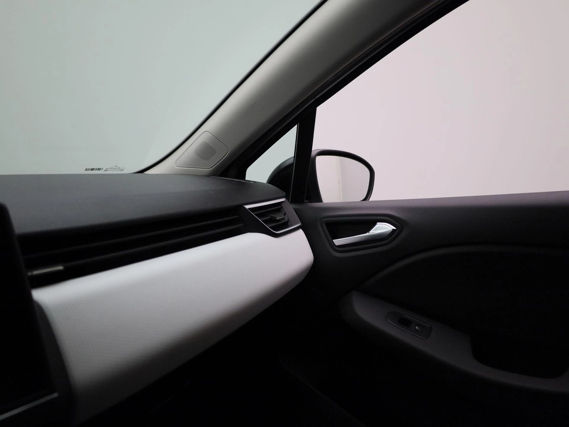 Renault-Clio-image-28