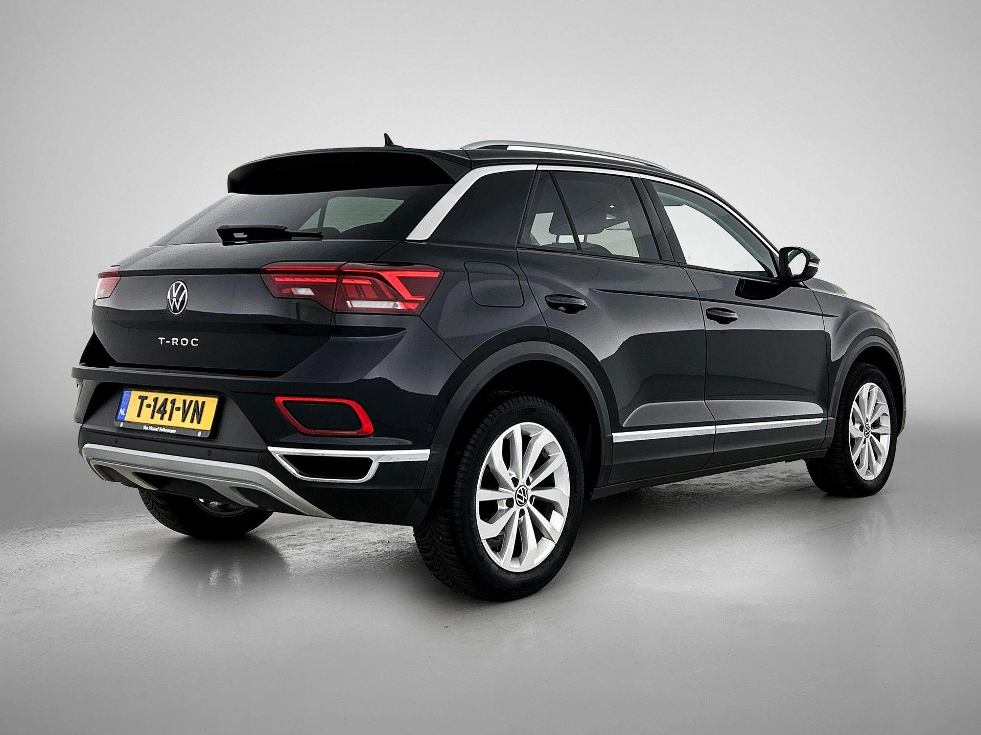 Volkswagen T-Roc 1.5 TSI Life Business | 150 PK |