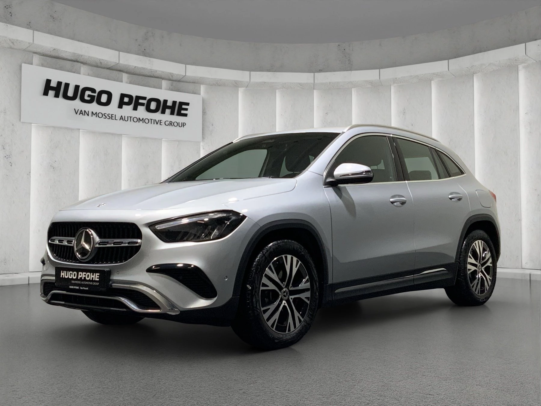 Mercedes-Benz-GLA-image-0