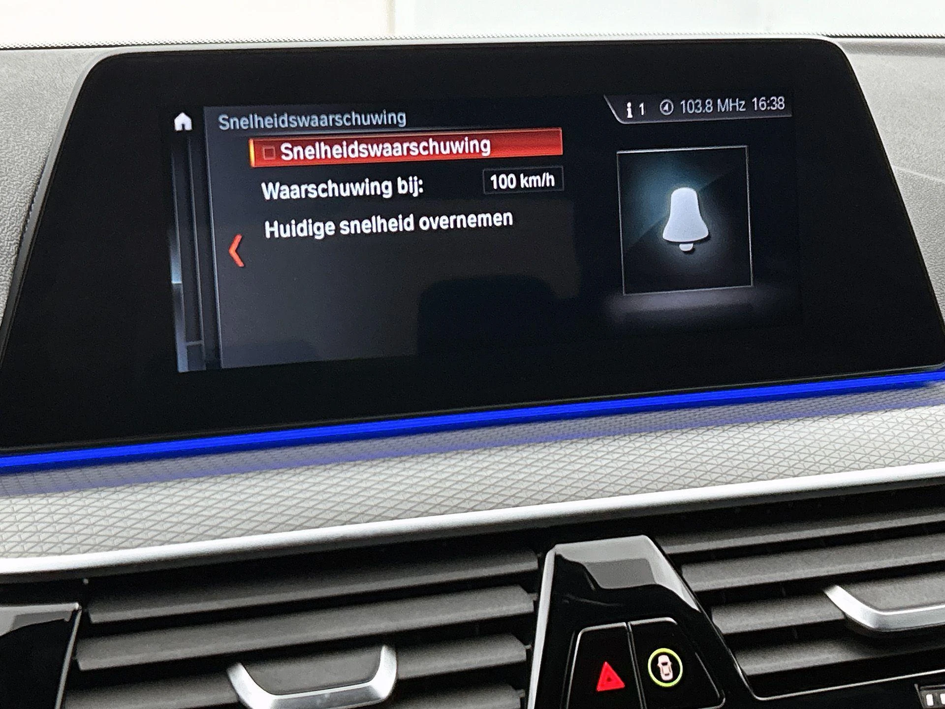 BMW-5 Serie-image-14
