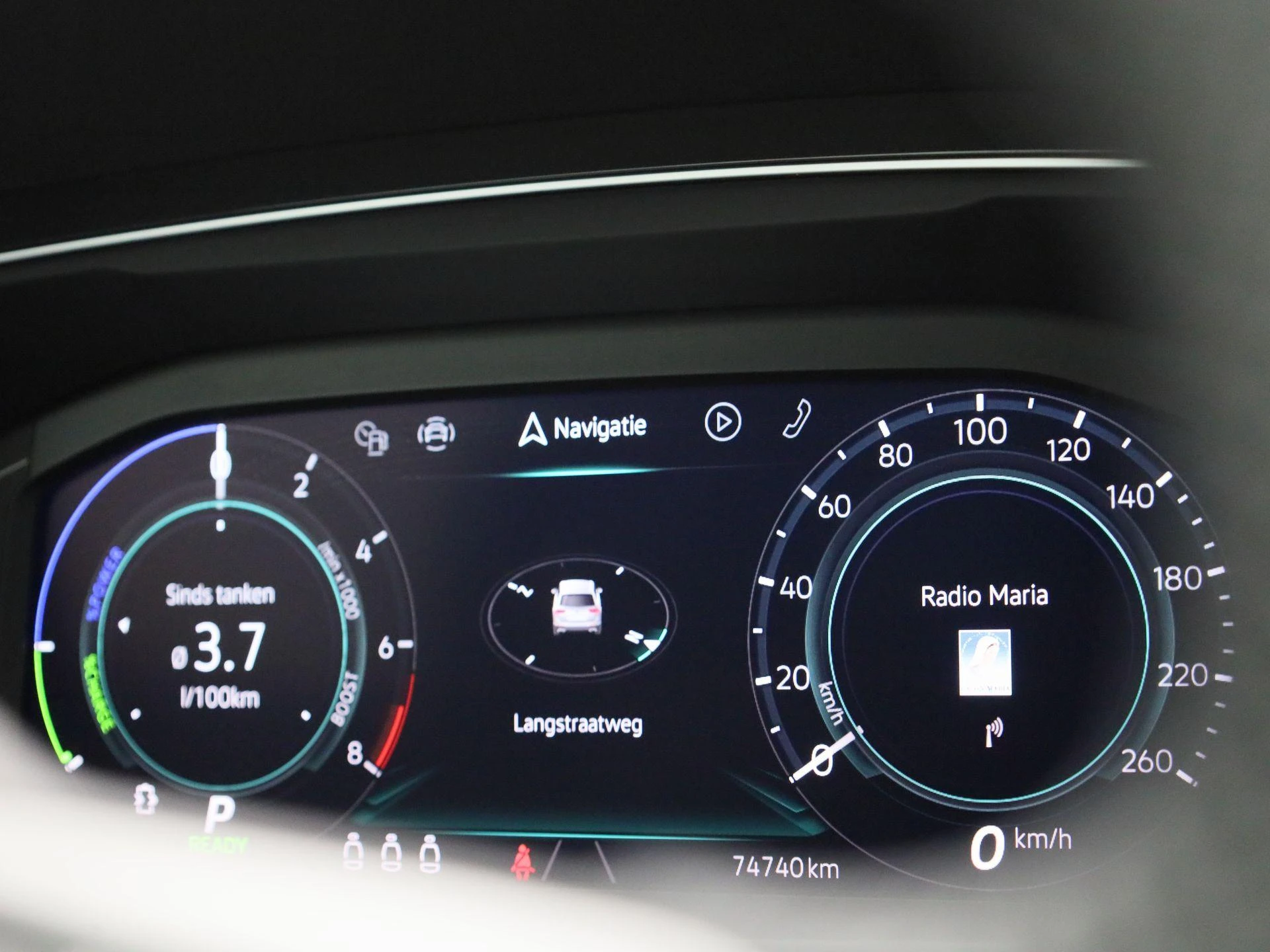 Volkswagen-Tiguan-image-28