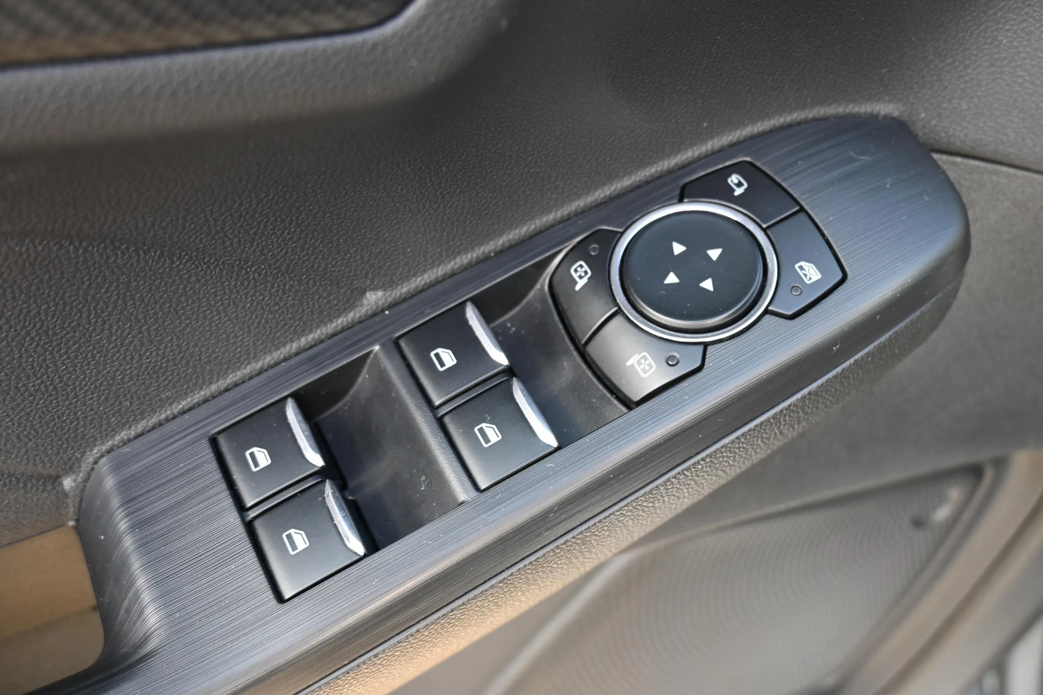 Ford-Kuga-image-7