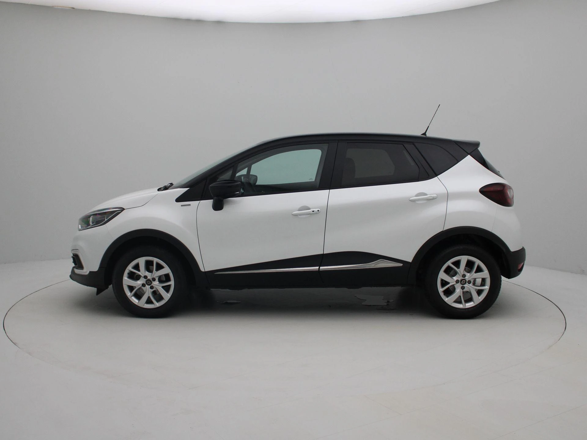 Renault-Captur-image-3