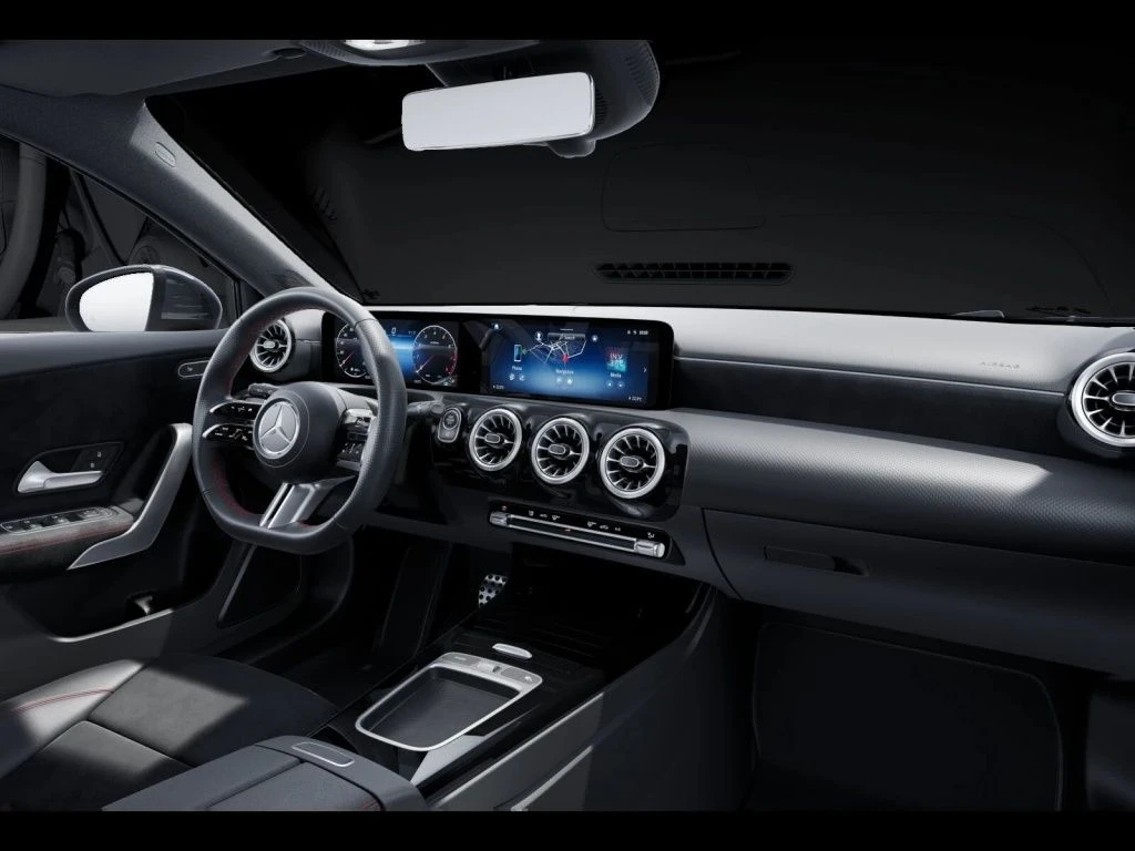 Mercedes-Benz-A-Klasse 200-image-12