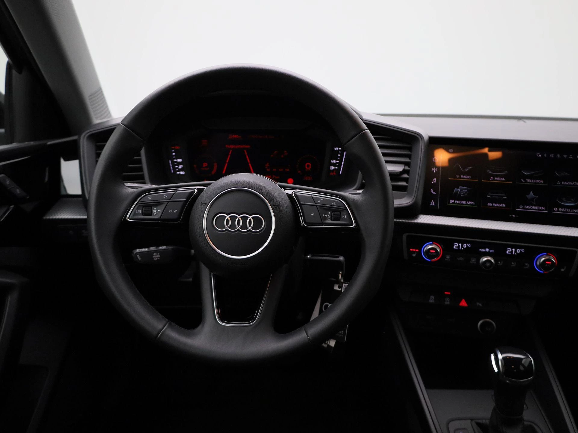 Audi-A1 Sportback-image-6