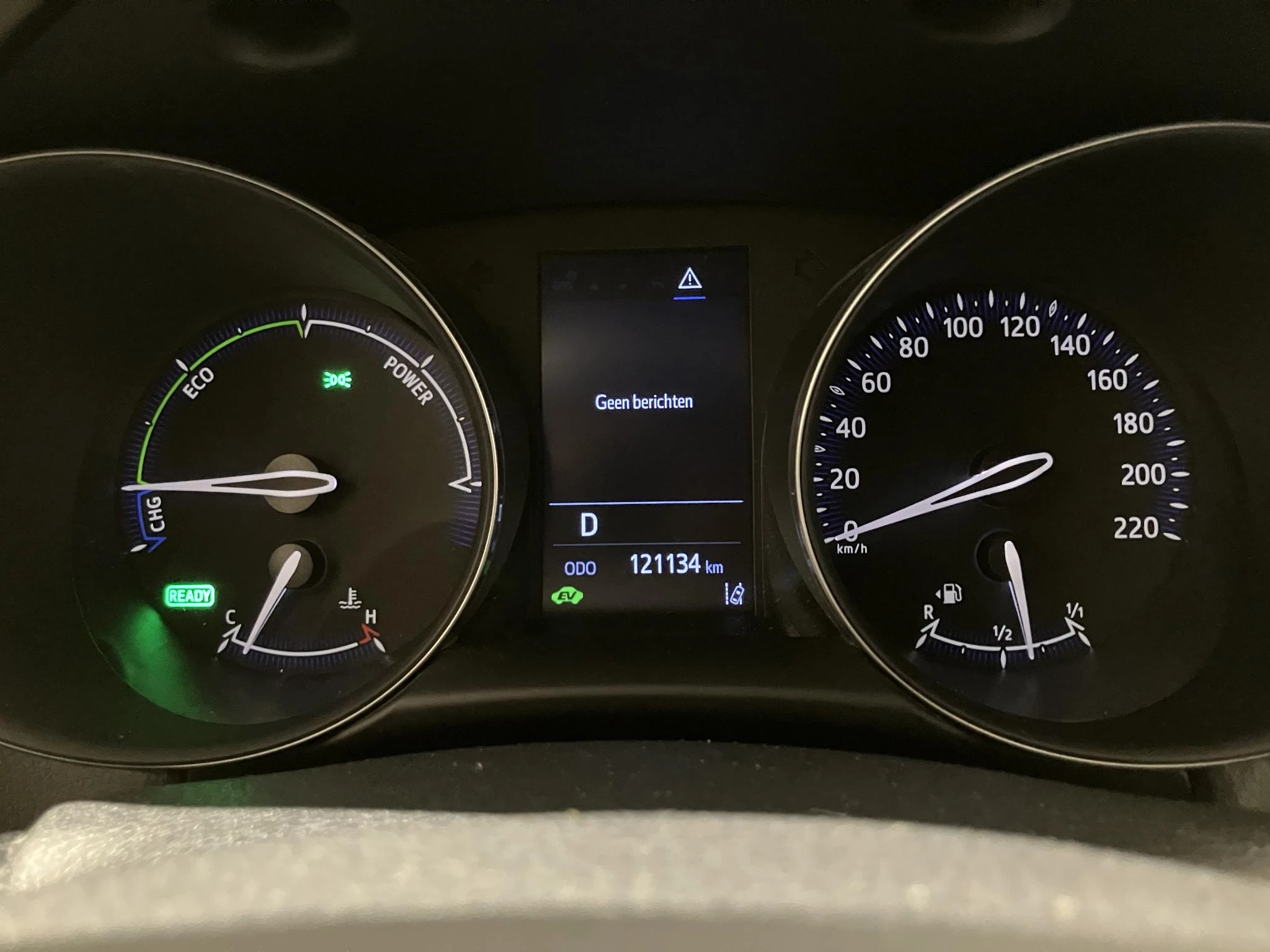 Toyota-C-HR-image-22