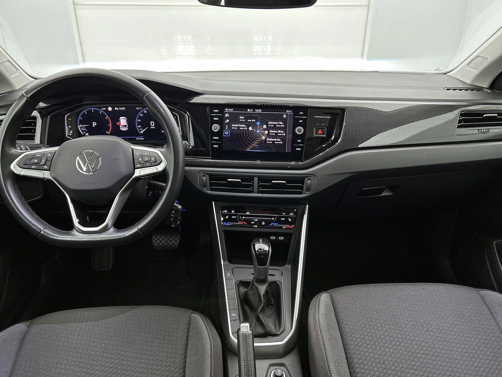 Volkswagen-Taigo-image-20