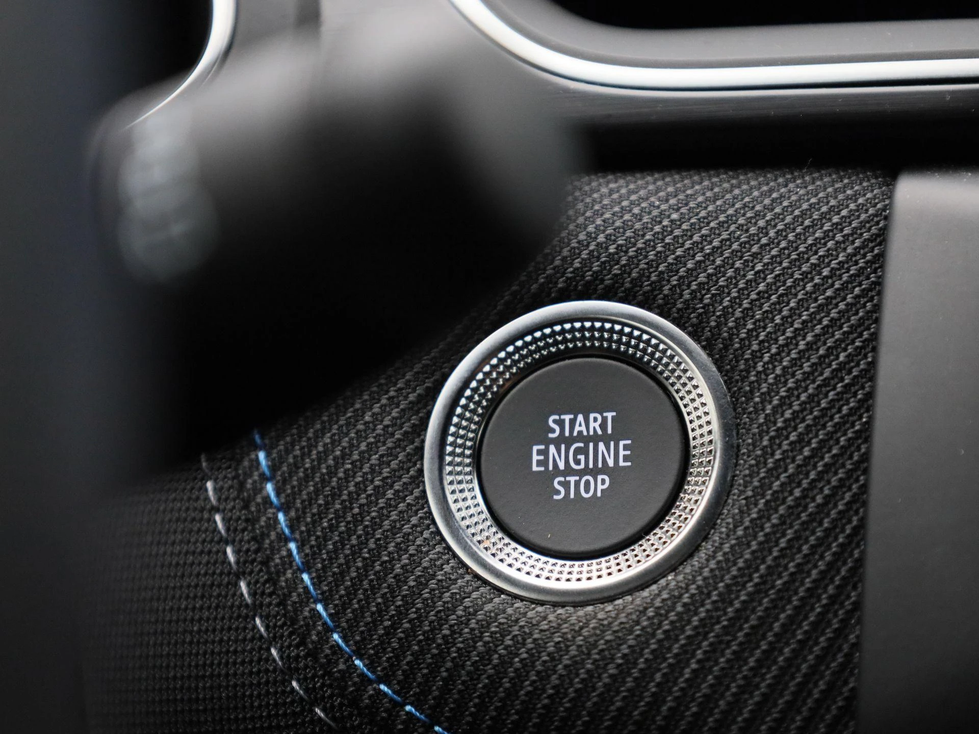 Renault Captur 1.8 E-Tech full hybrid 160 esprit Alpine