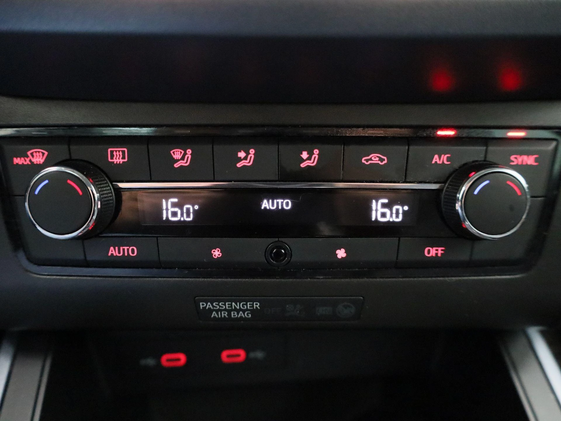 SEAT-Arona-image-20
