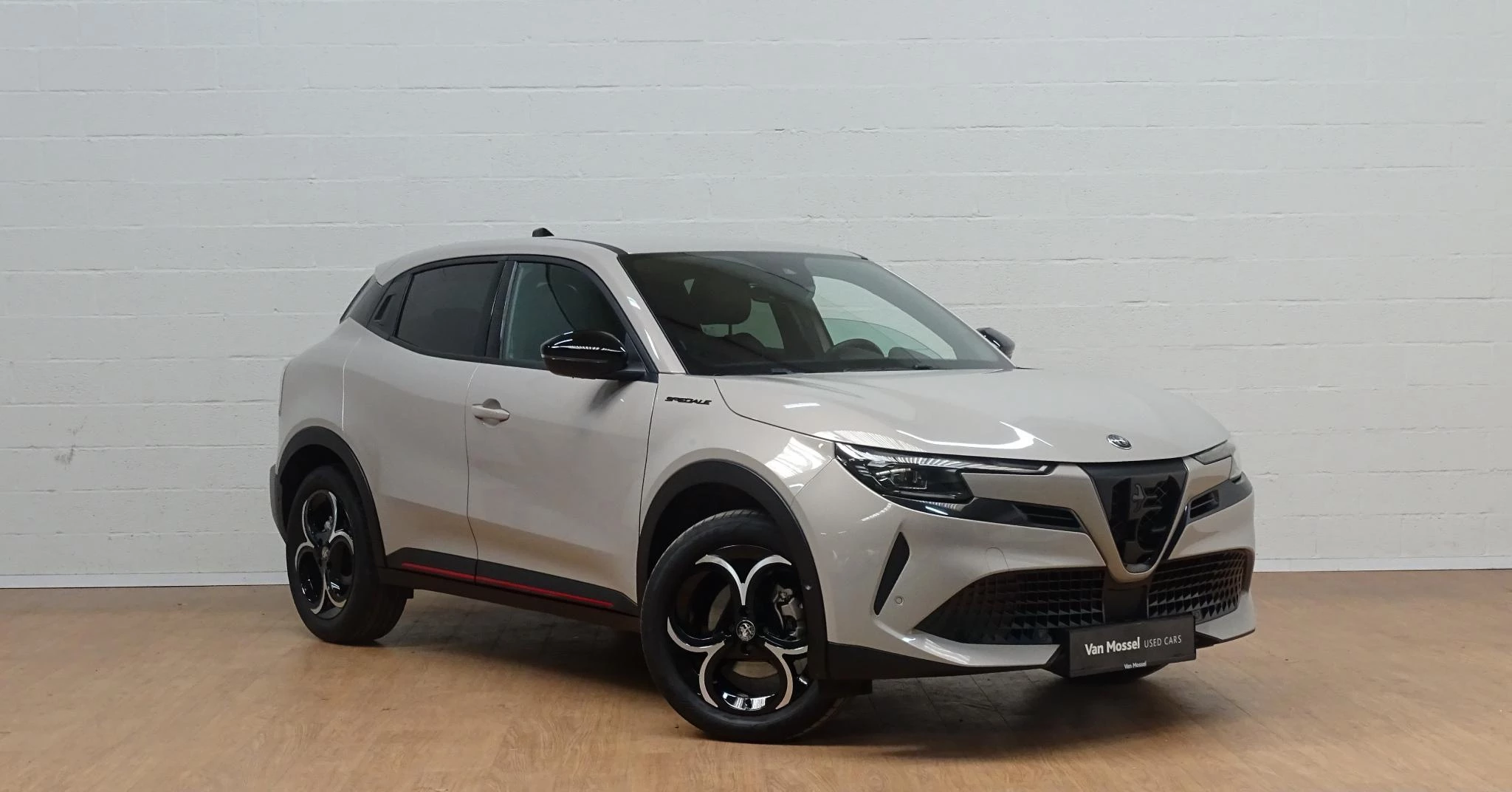 Alfa Romeo Junior 1.2 Hybrid 145 eDCT6 Ibrida Speciale