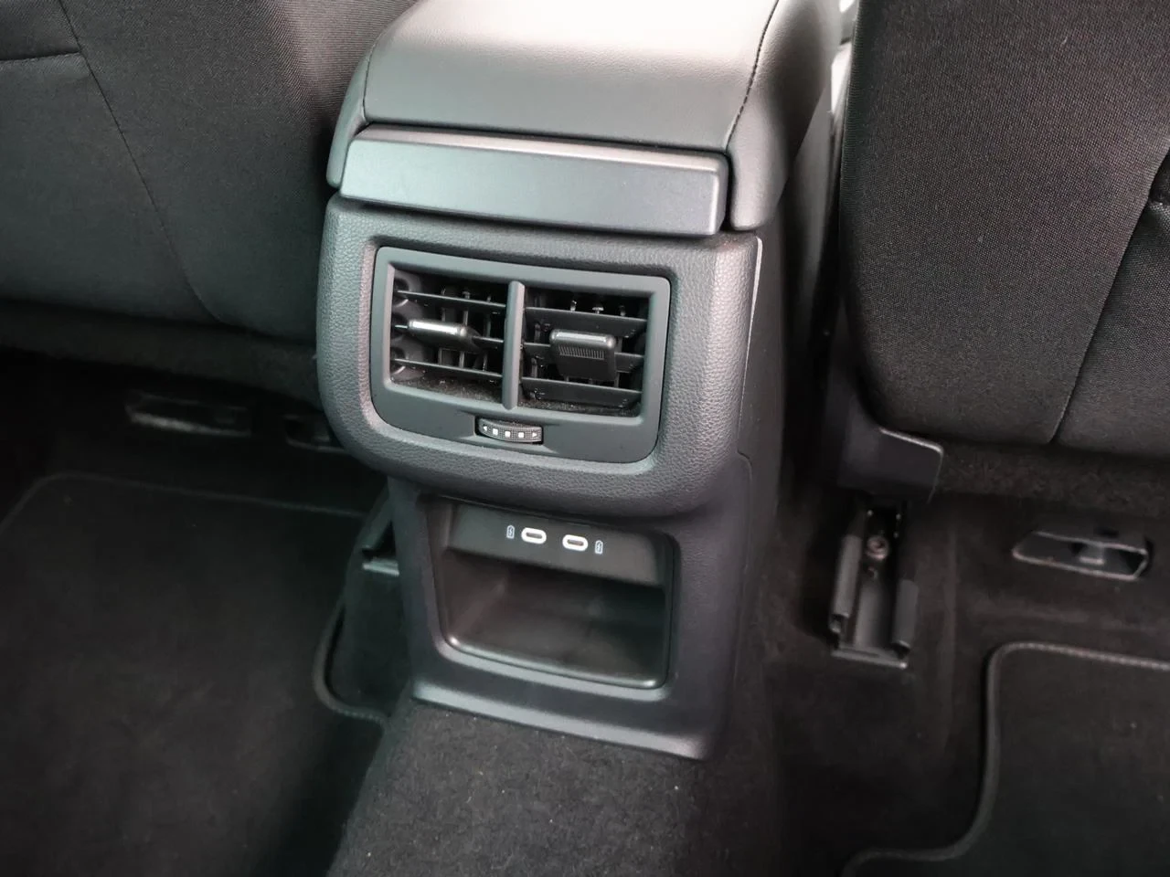 SEAT-Ateca-image-20