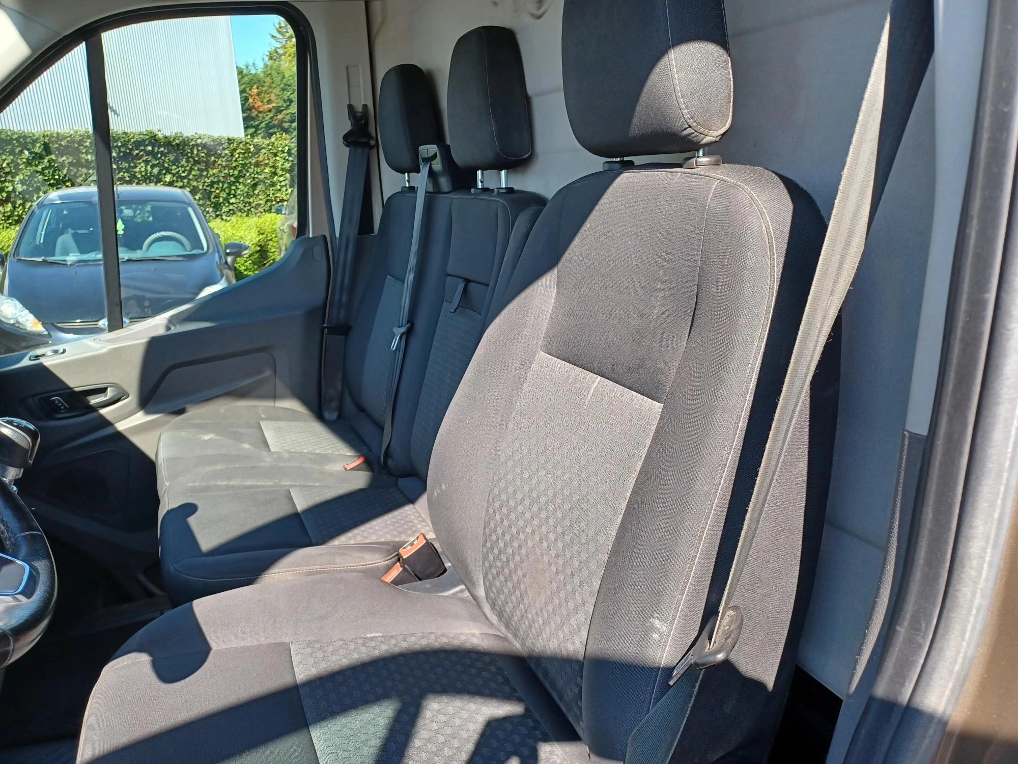 Ford Transit 2T Trend