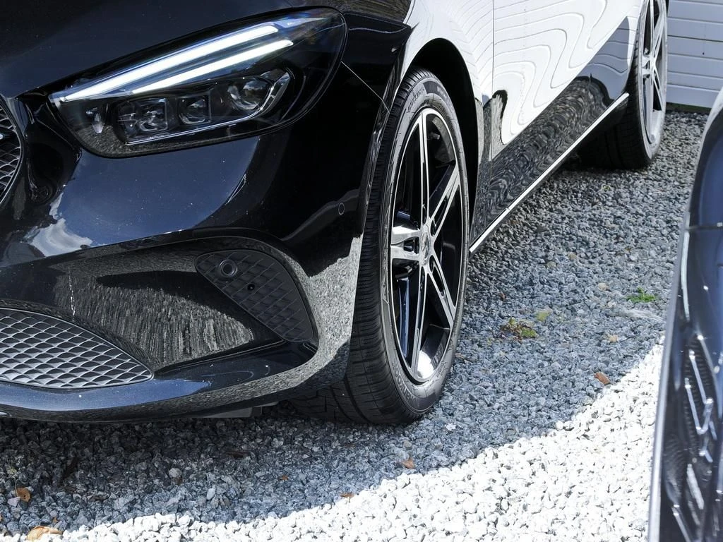 Mercedes-Benz-B-Klasse 250-image-5