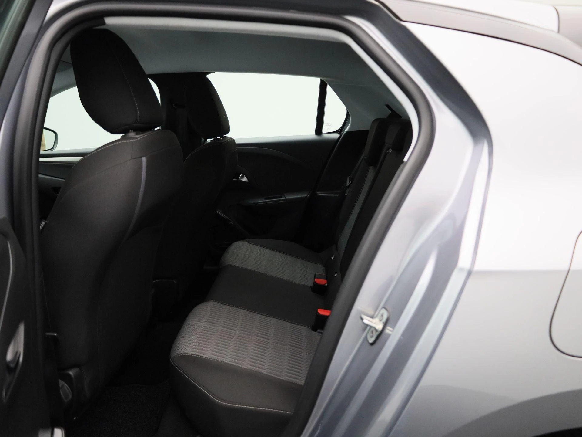 Opel-Corsa-image-9