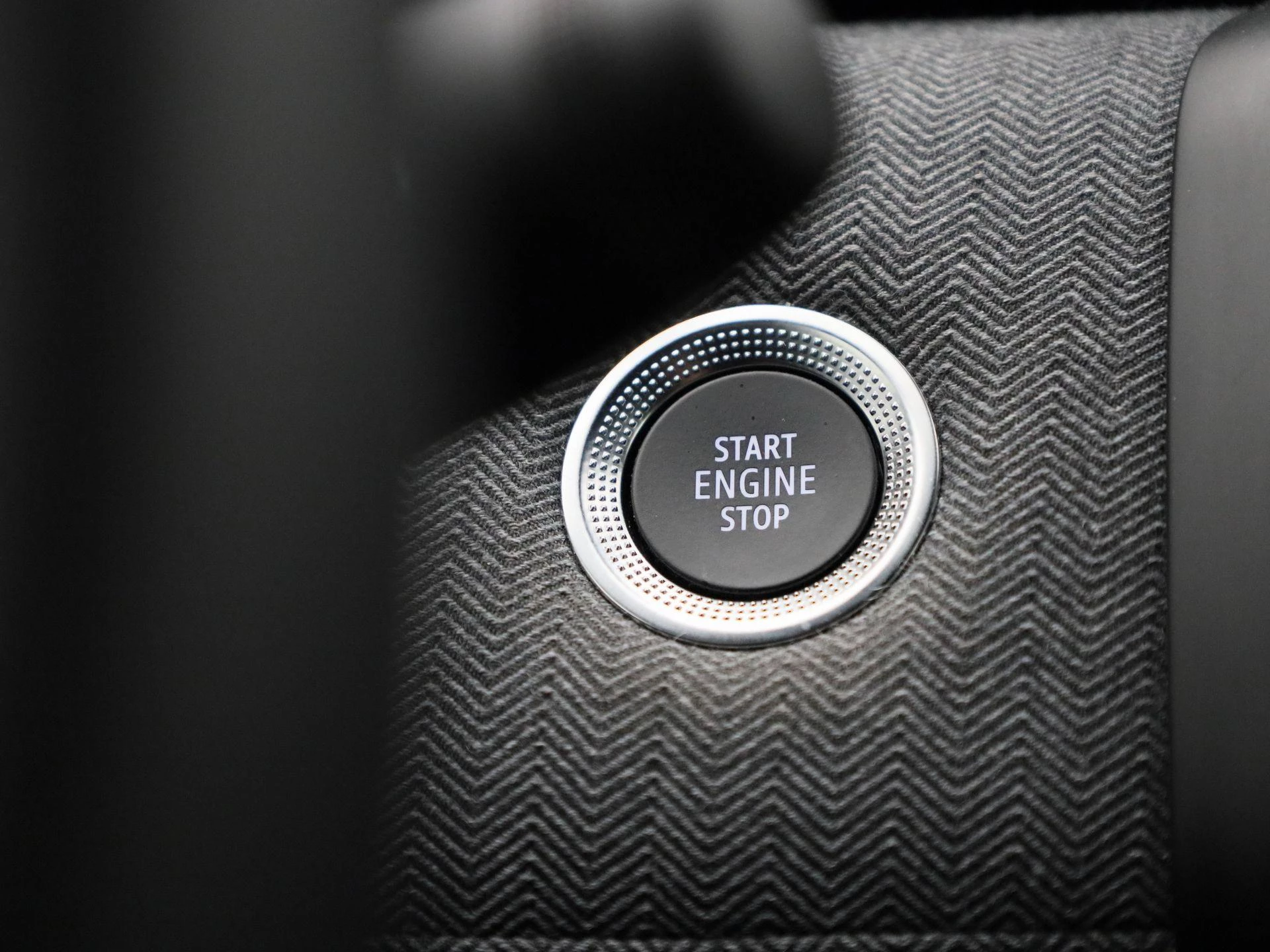 Renault-Clio-image-19