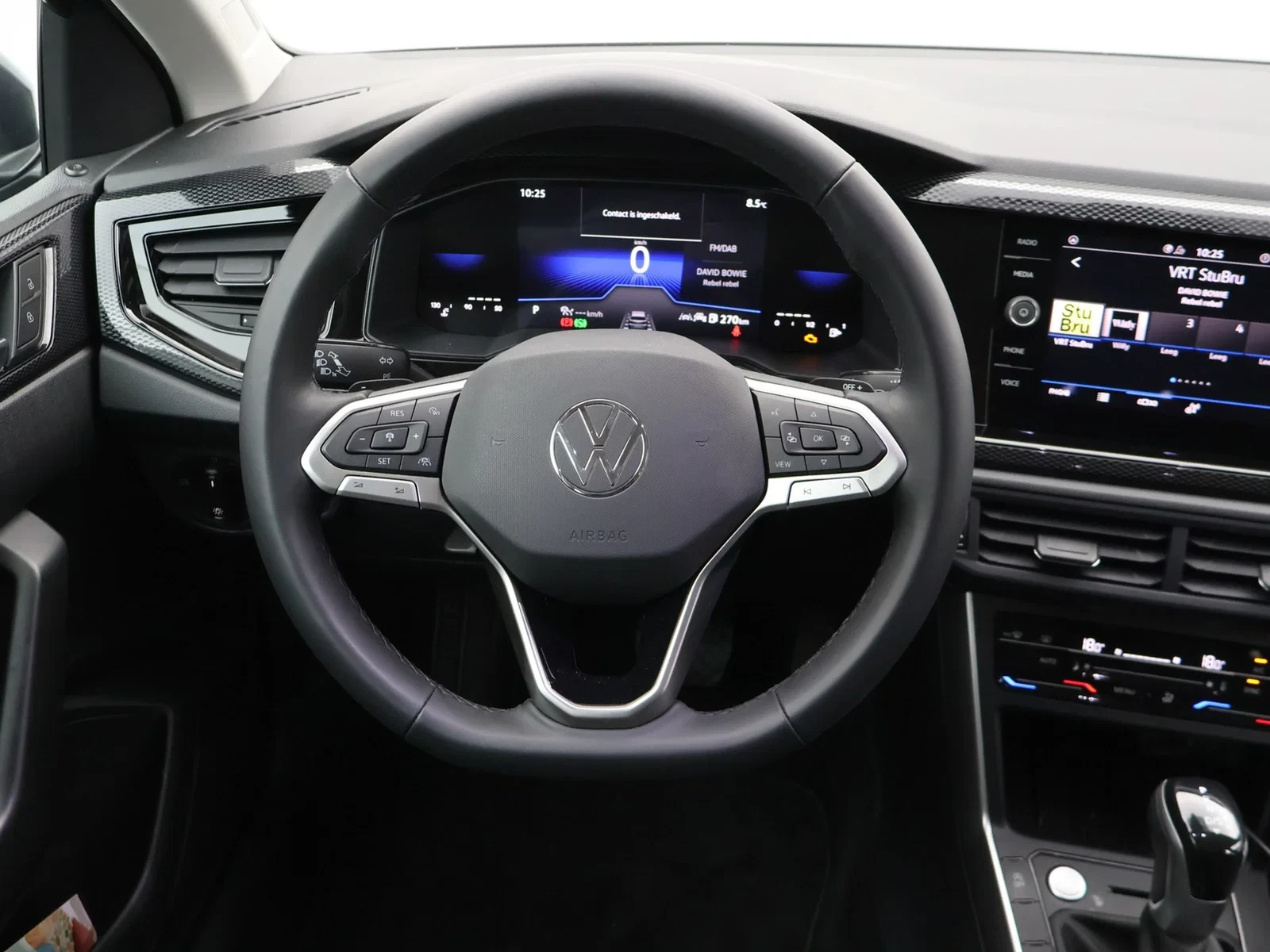Volkswagen-Taigo-image-9