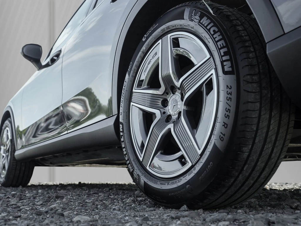 Mercedes-Benz-GLC-image-4
