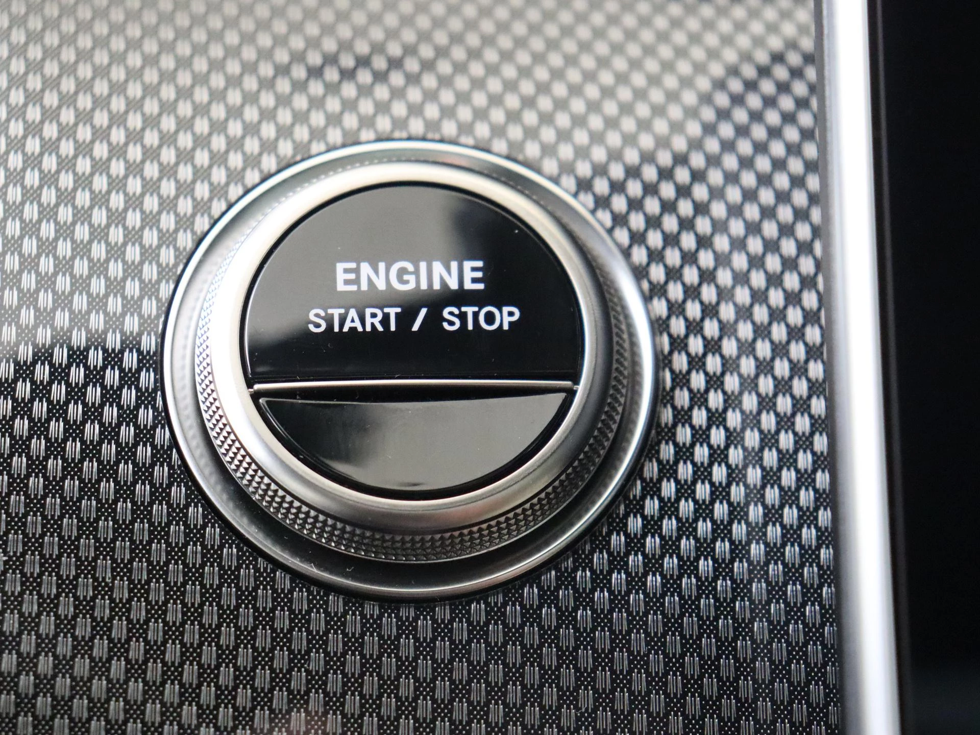 Mercedes-Benz-CLE-image-24