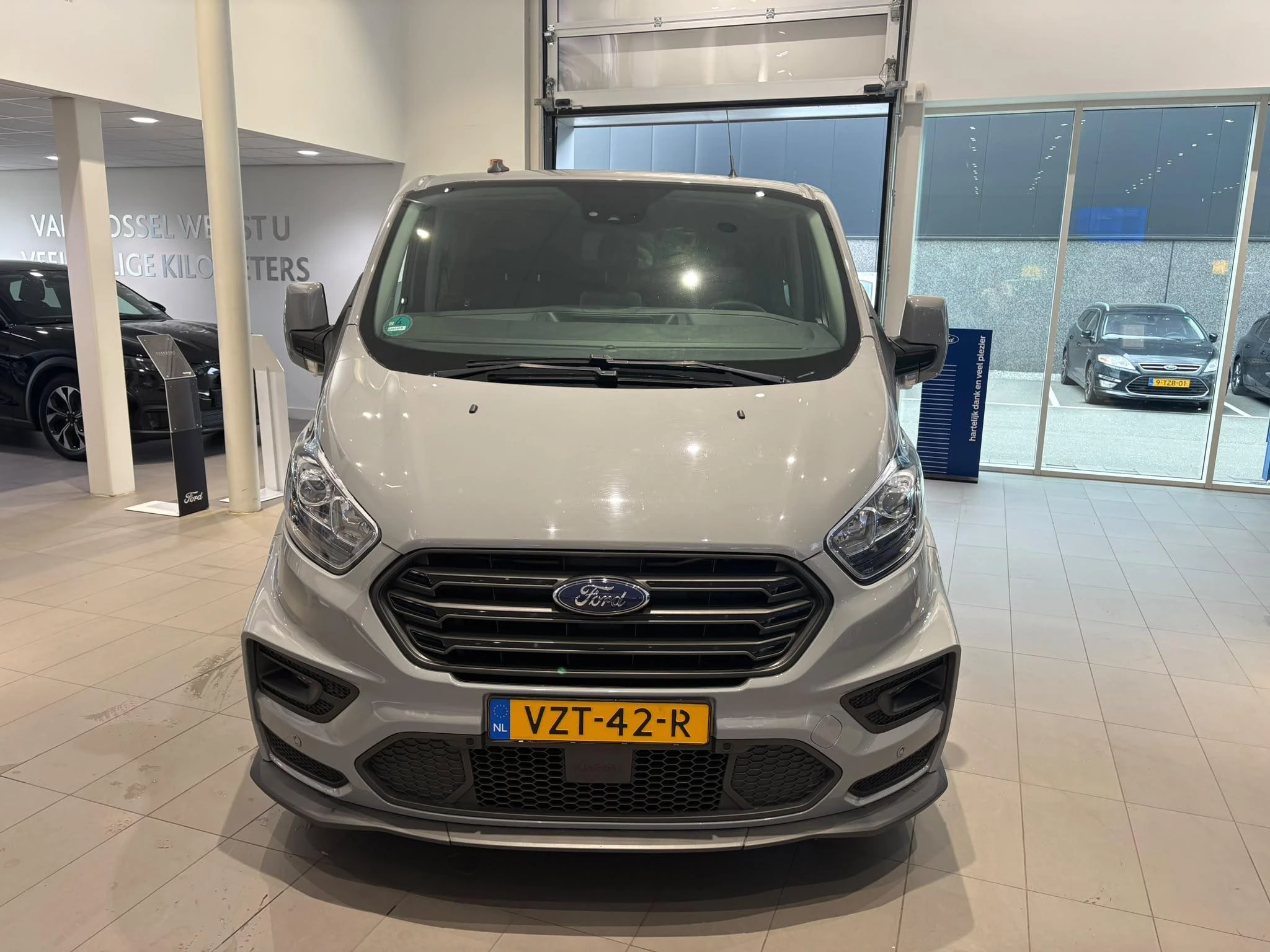 Ford Transit Custom 320 2.0 TDCI L2H1 MS-RT Limited DC