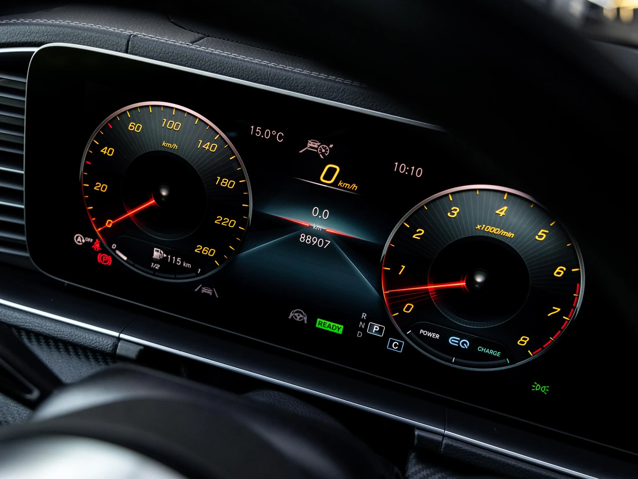 Mercedes-Benz-GLE-image-45
