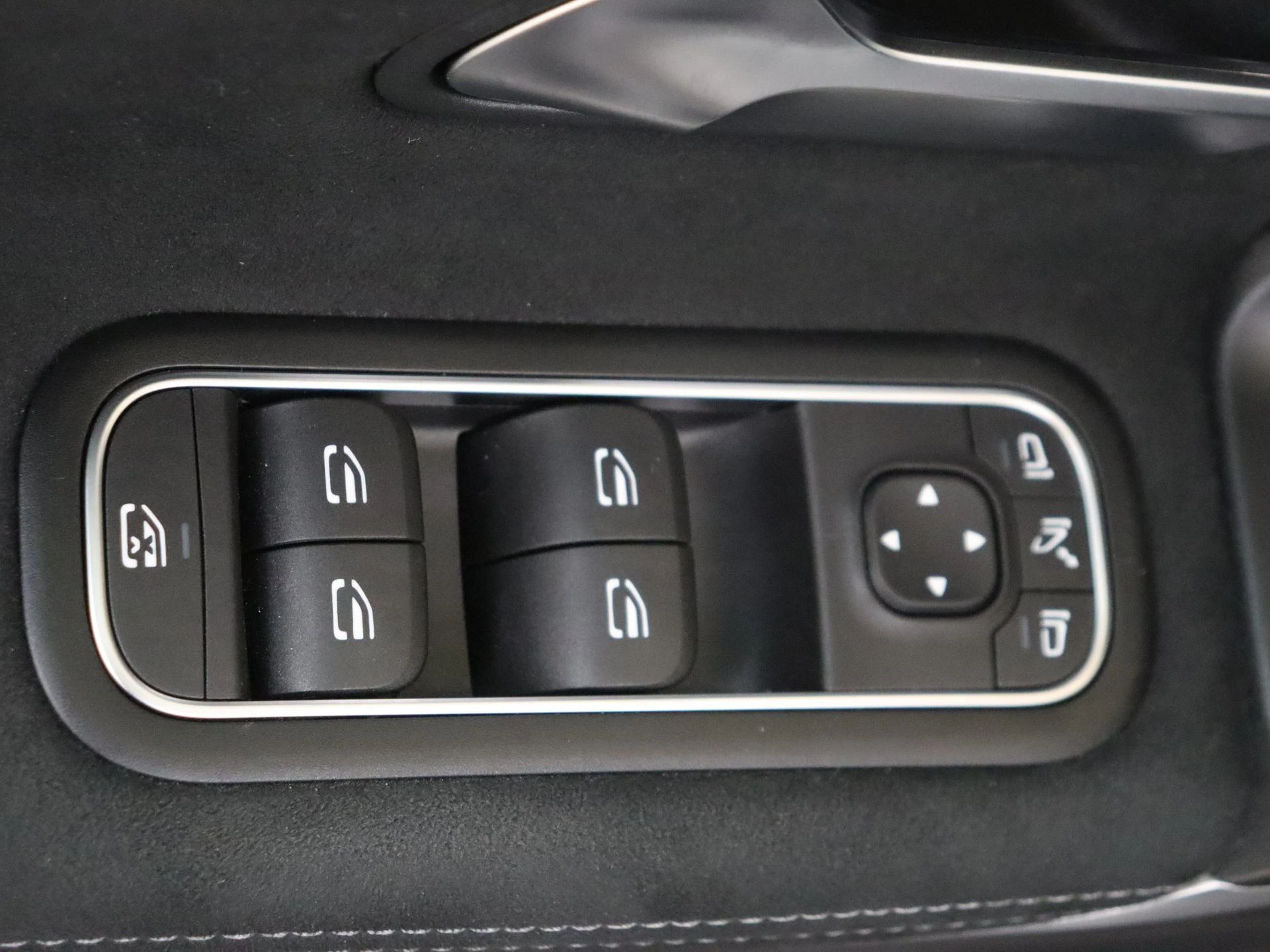 Mercedes-Benz-A-Klasse-image-26