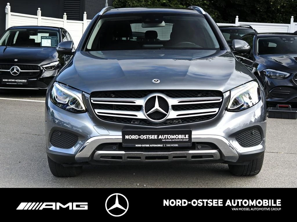 Mercedes-Benz GLC 250 4M NAVI LED PANO SITZHZG TEMPOMAT PDC