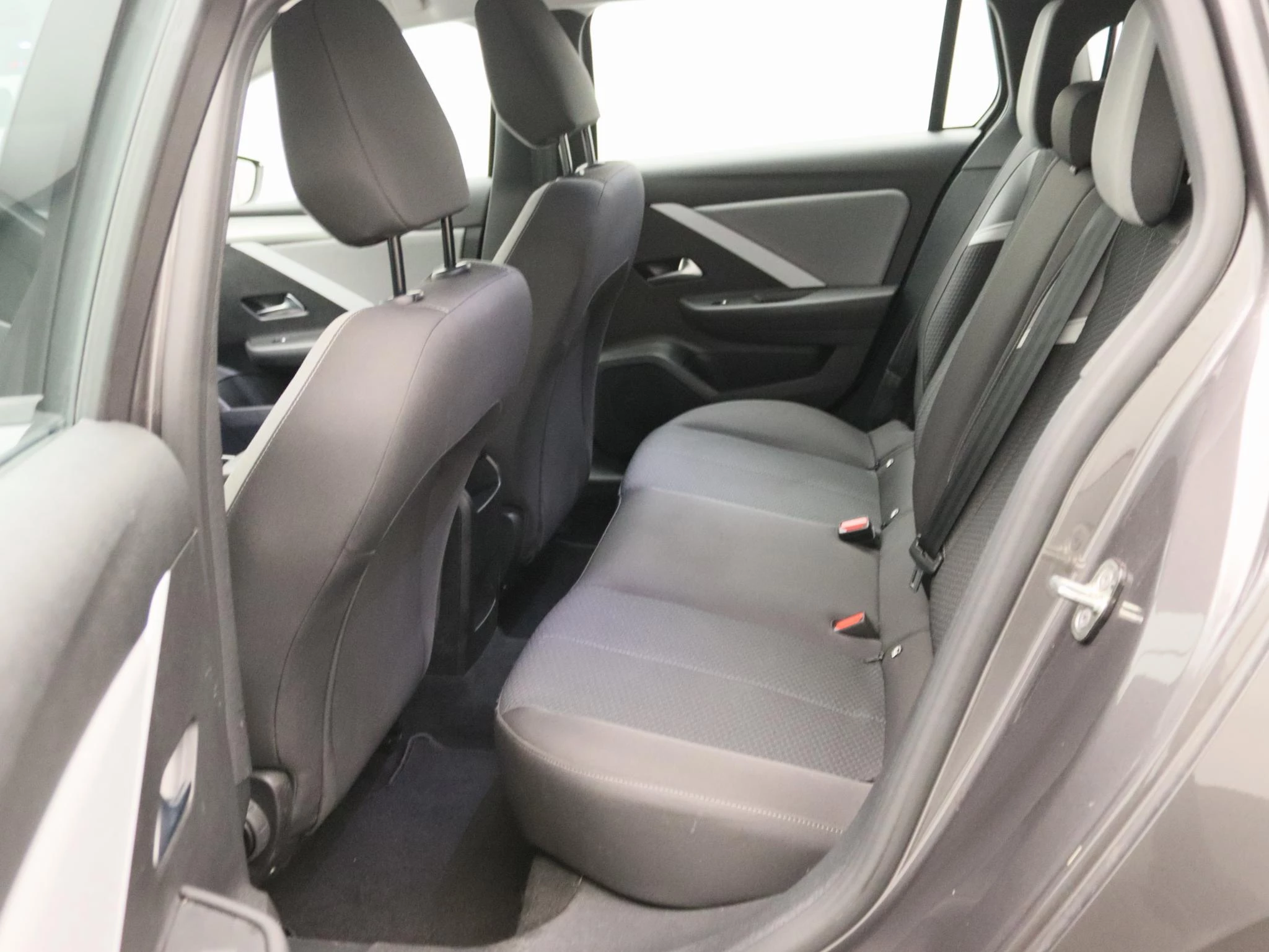 Opel-Astra-image-12