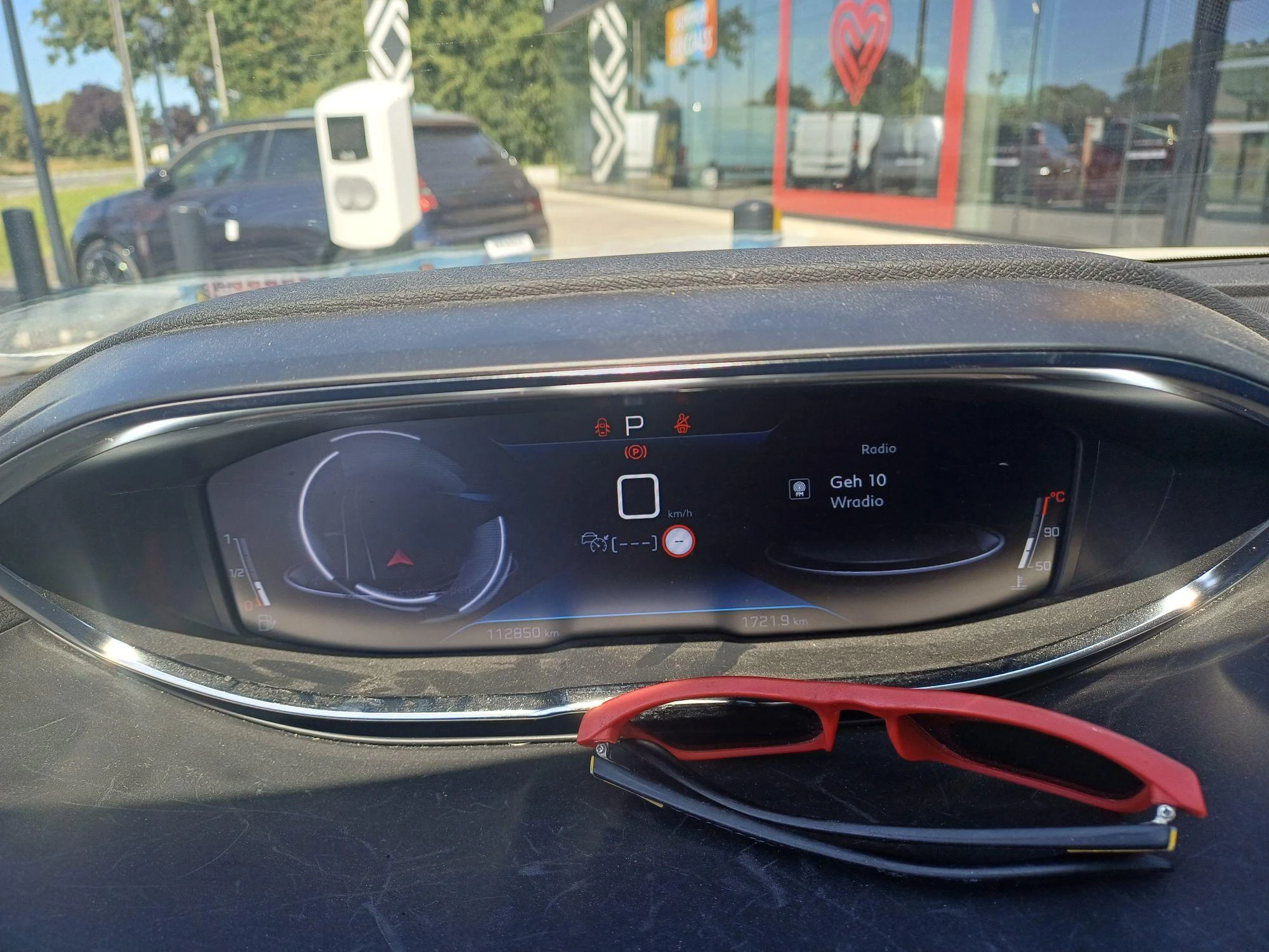 Peugeot-5008-image-16