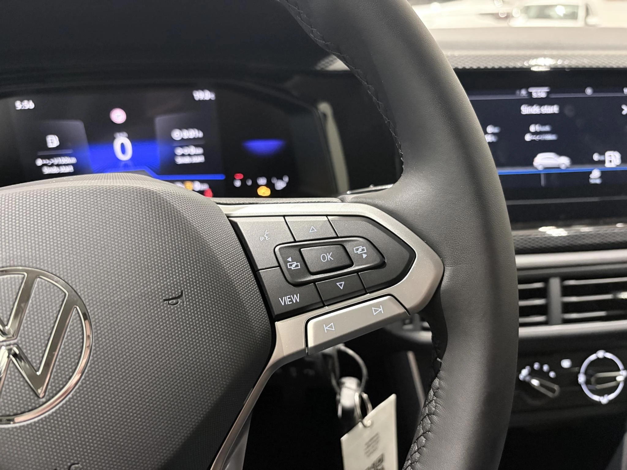 Volkswagen-Polo-image-16