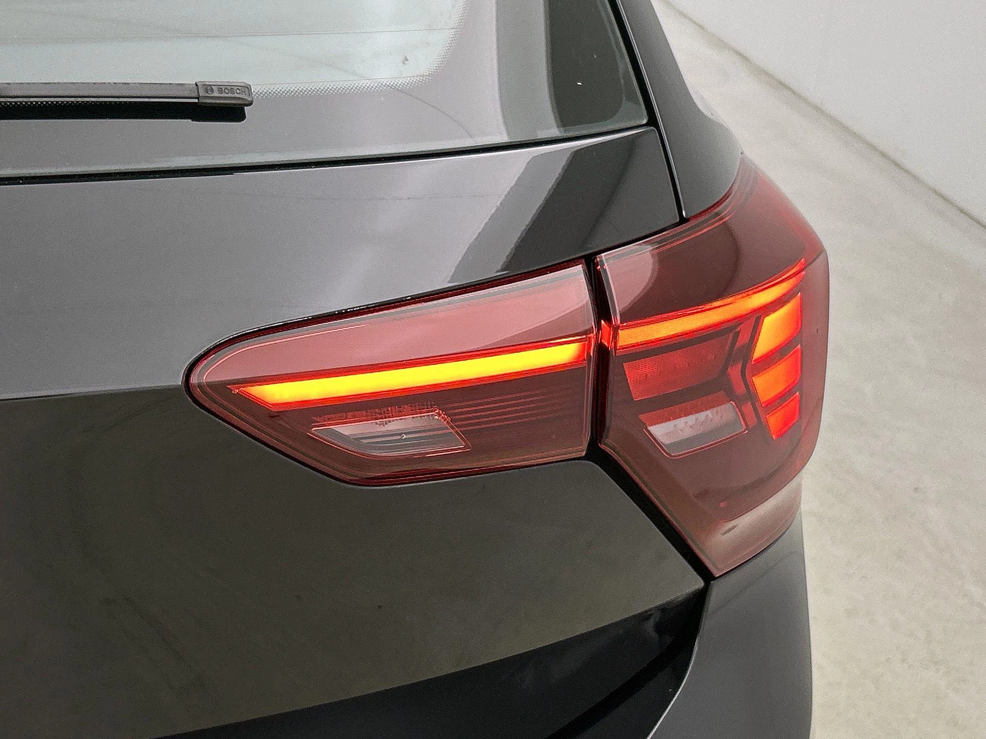 Volkswagen-Polo-image-16