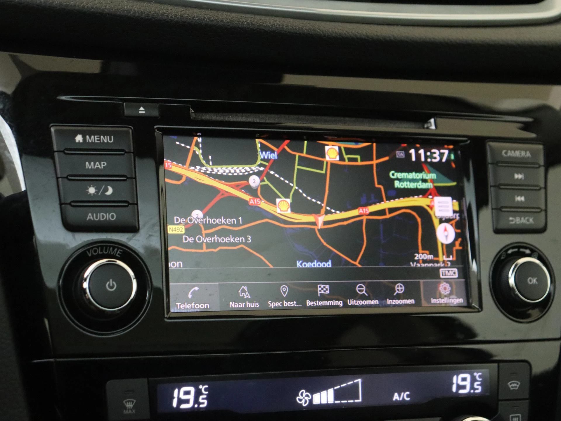 Nissan-QASHQAI-image-17