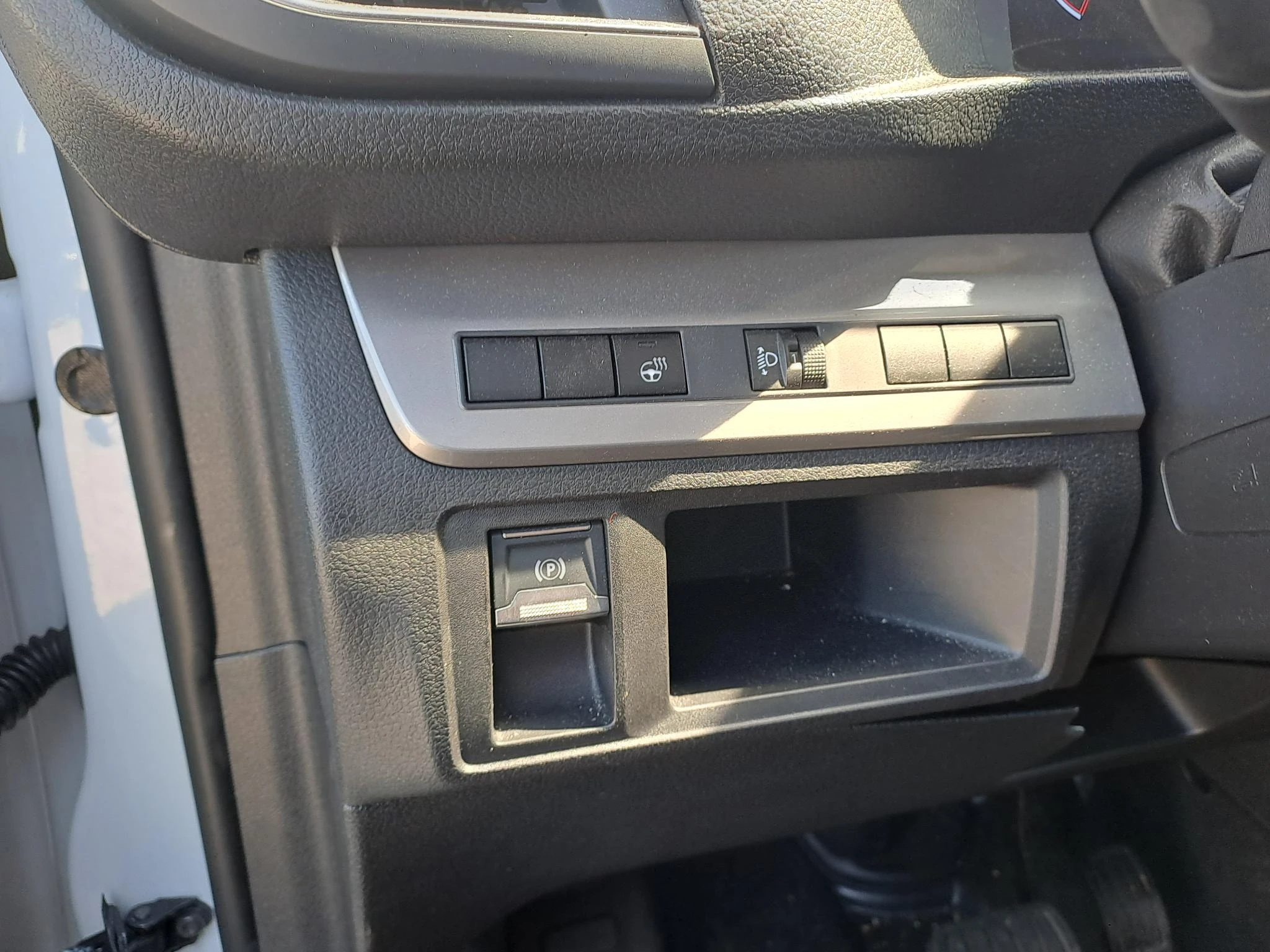 Peugeot-e-Expert-image-11