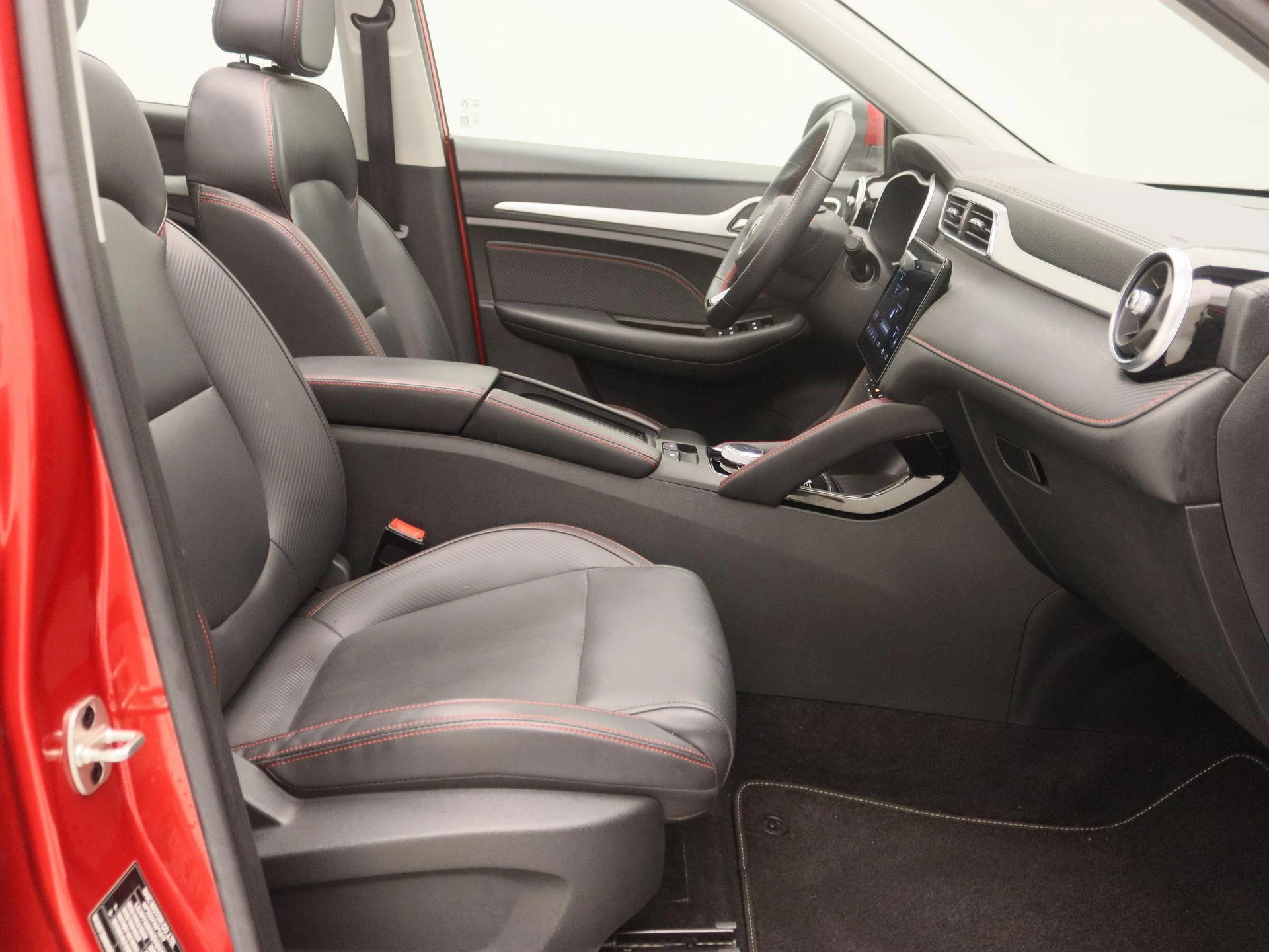 MG-ZS EV-image-23