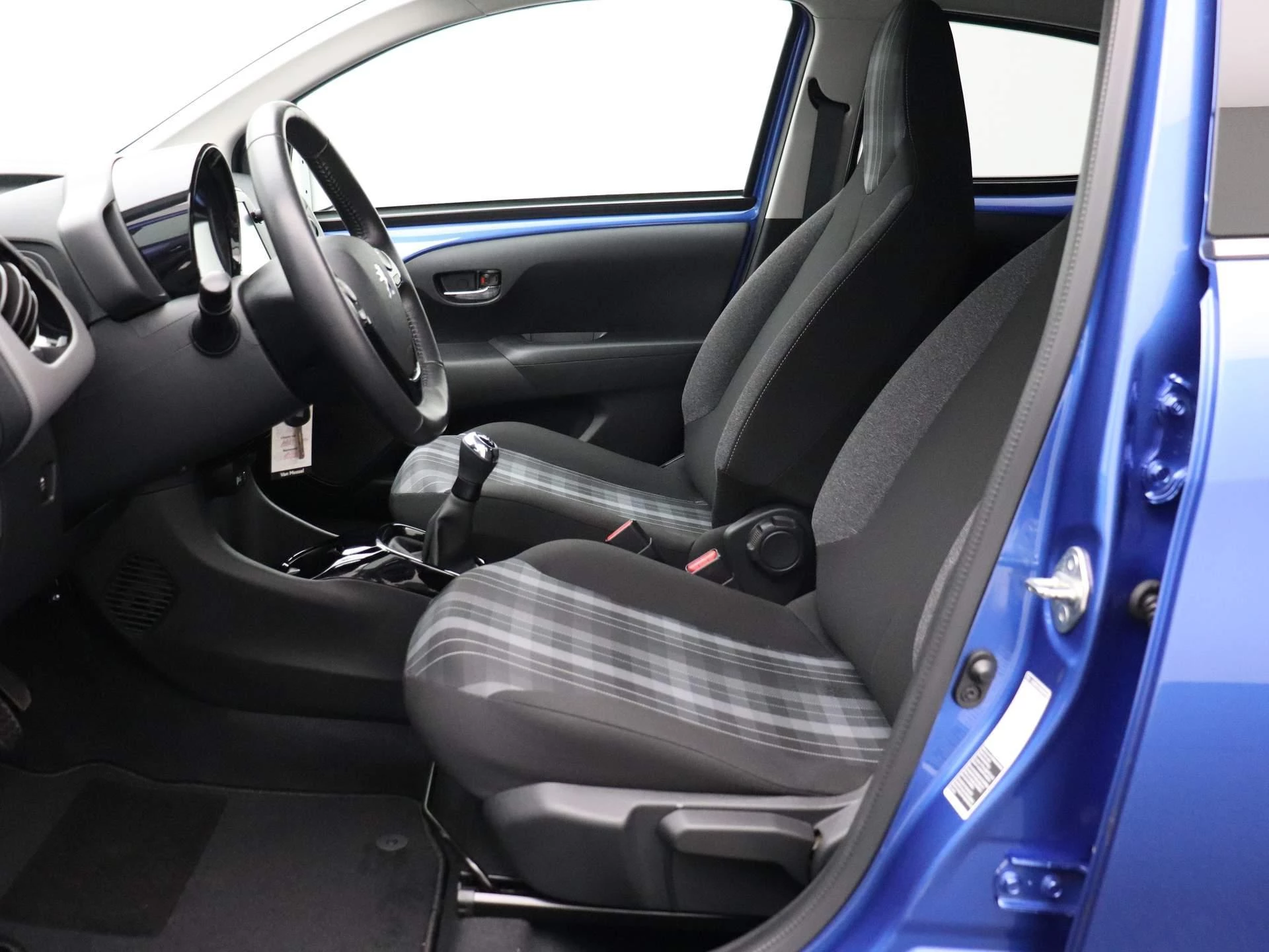 Peugeot-108-image-7