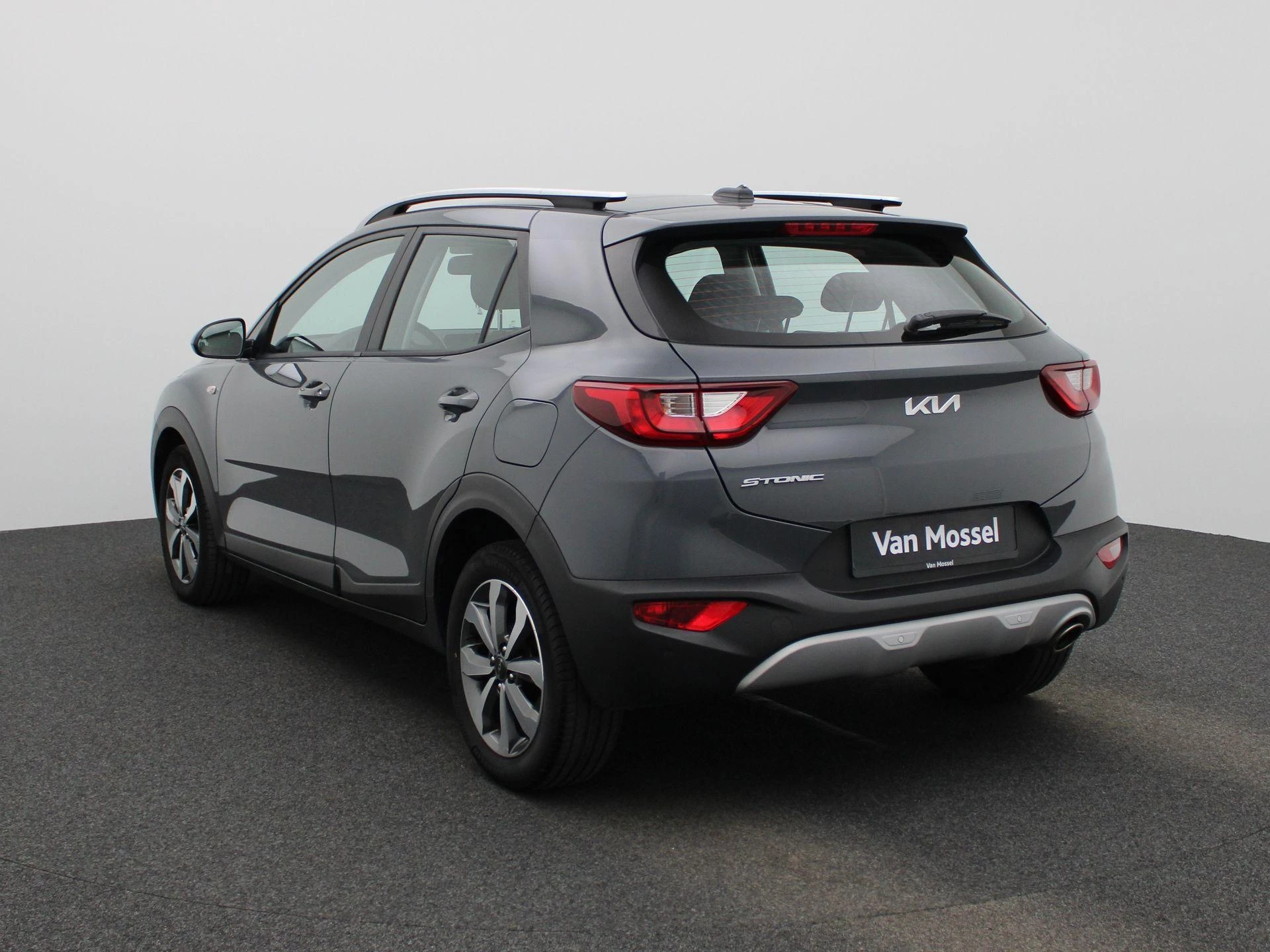 Kia-Stonic-image-1