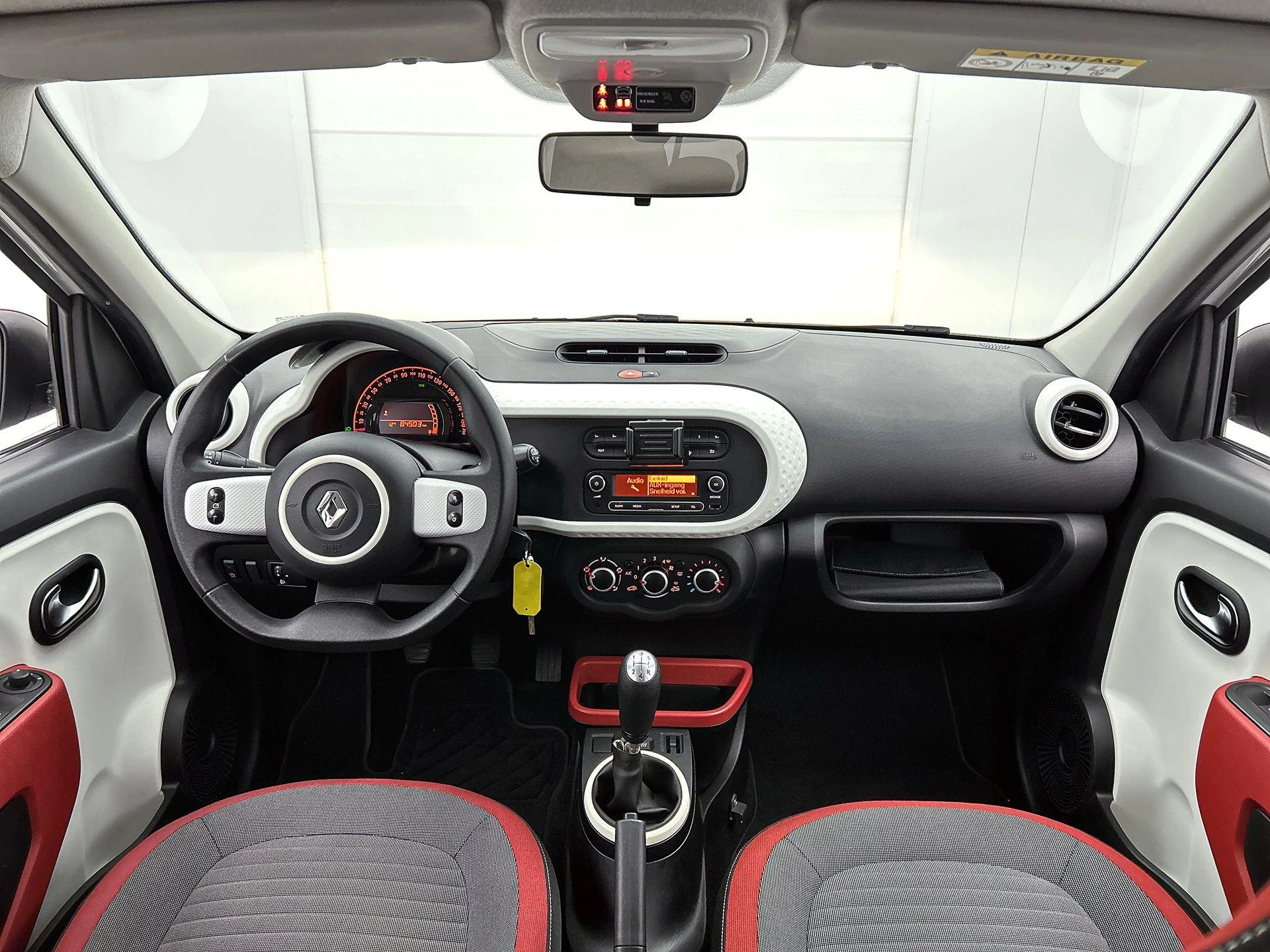 Renault-Twingo-image-19