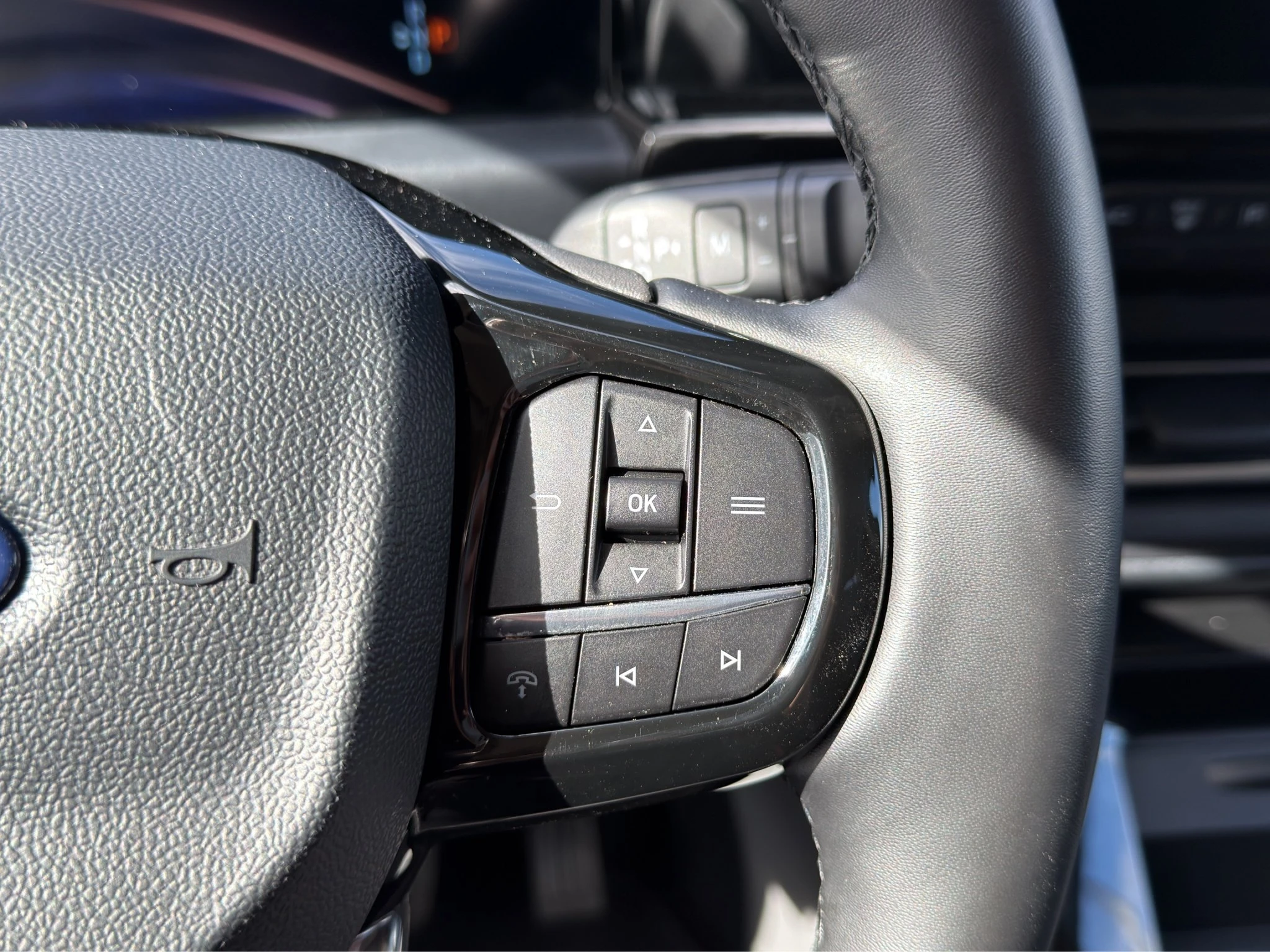 Ford-Tourneo Custom-image-22