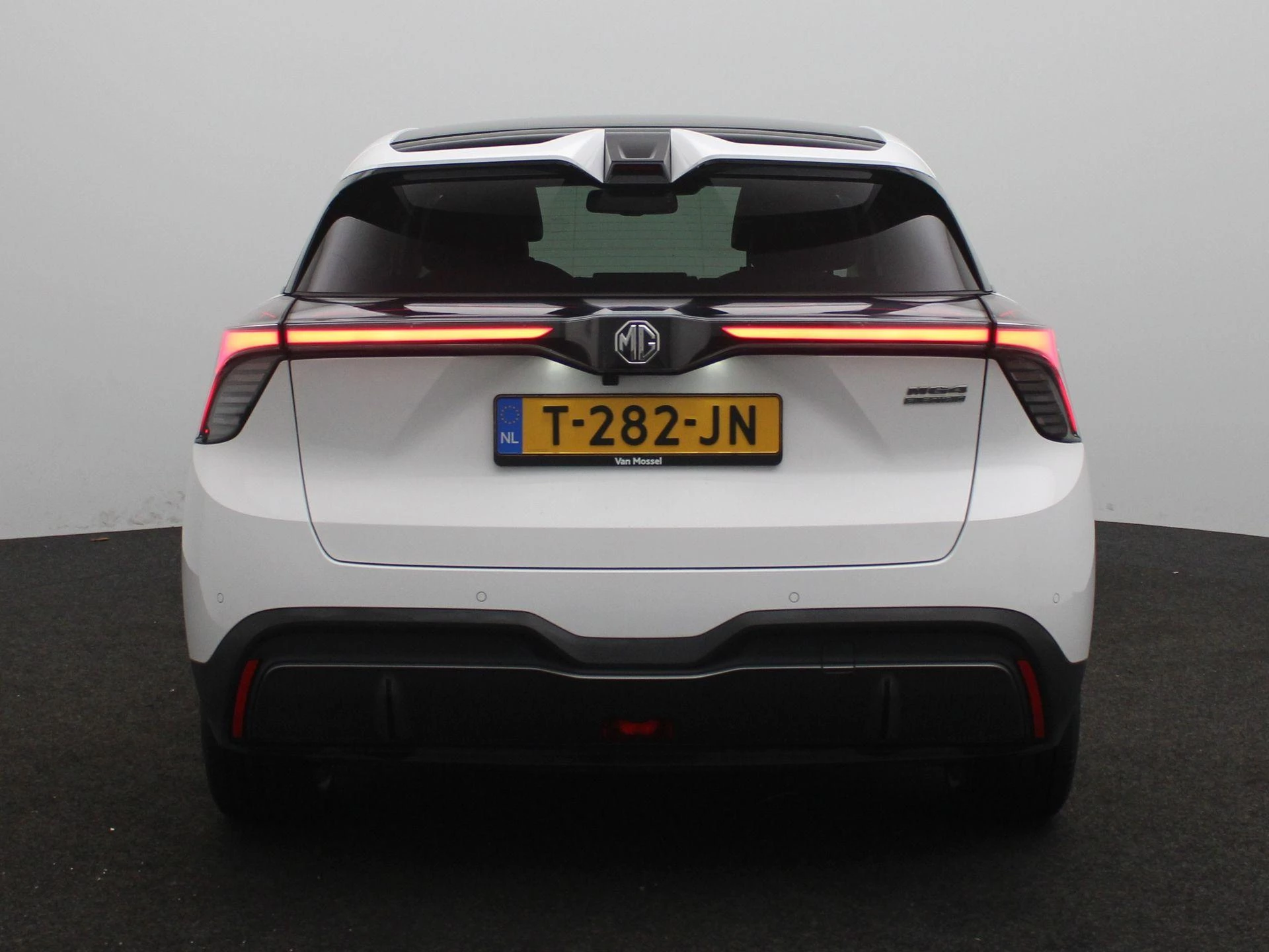 MG-MG4 EV-image-4