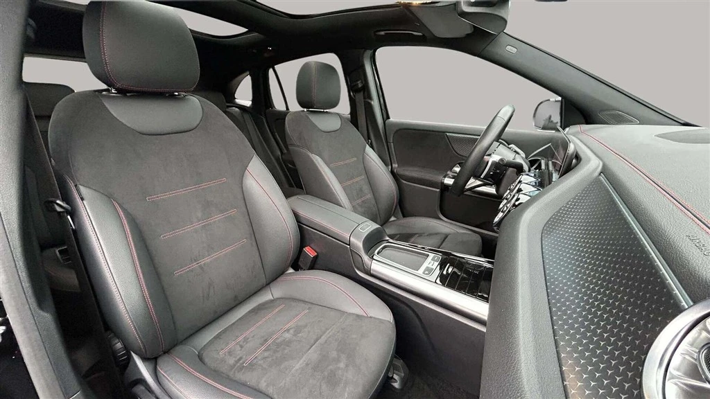Mercedes-Benz-EQA-image-22