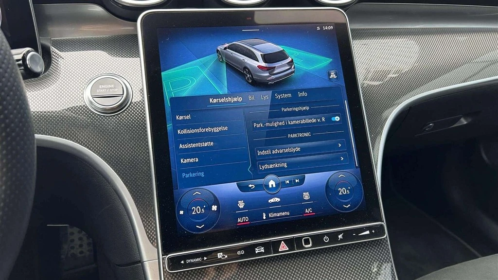 Mercedes-Benz-C-Klasse-image-21