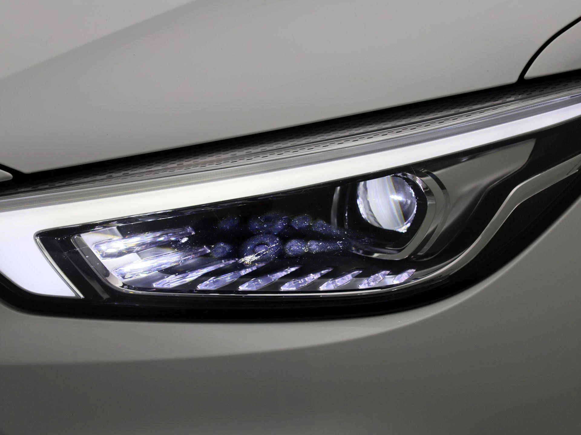 MG-ZS EV-image-14